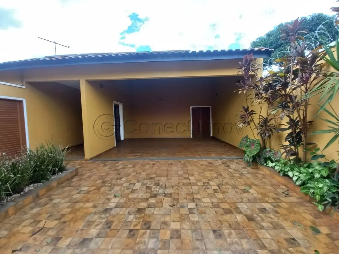 Casa / Padrão em Ribeirão Preto , Comprar por R$920.000,00
