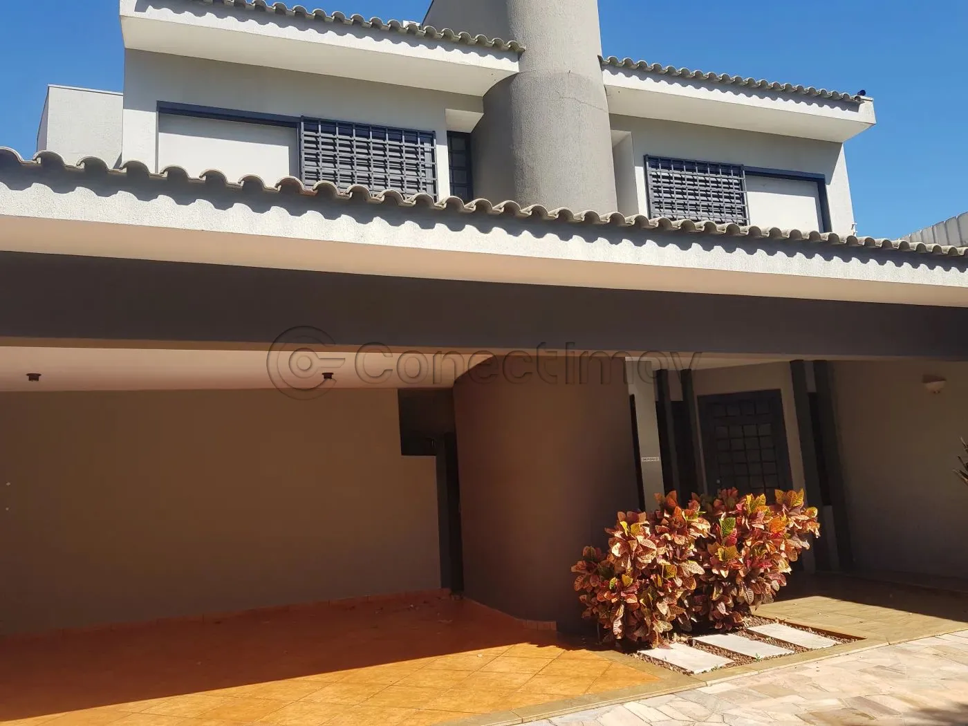 Comercial / Sala sem Condomínio em Ribeirão Preto Alugar por R$2.300,00