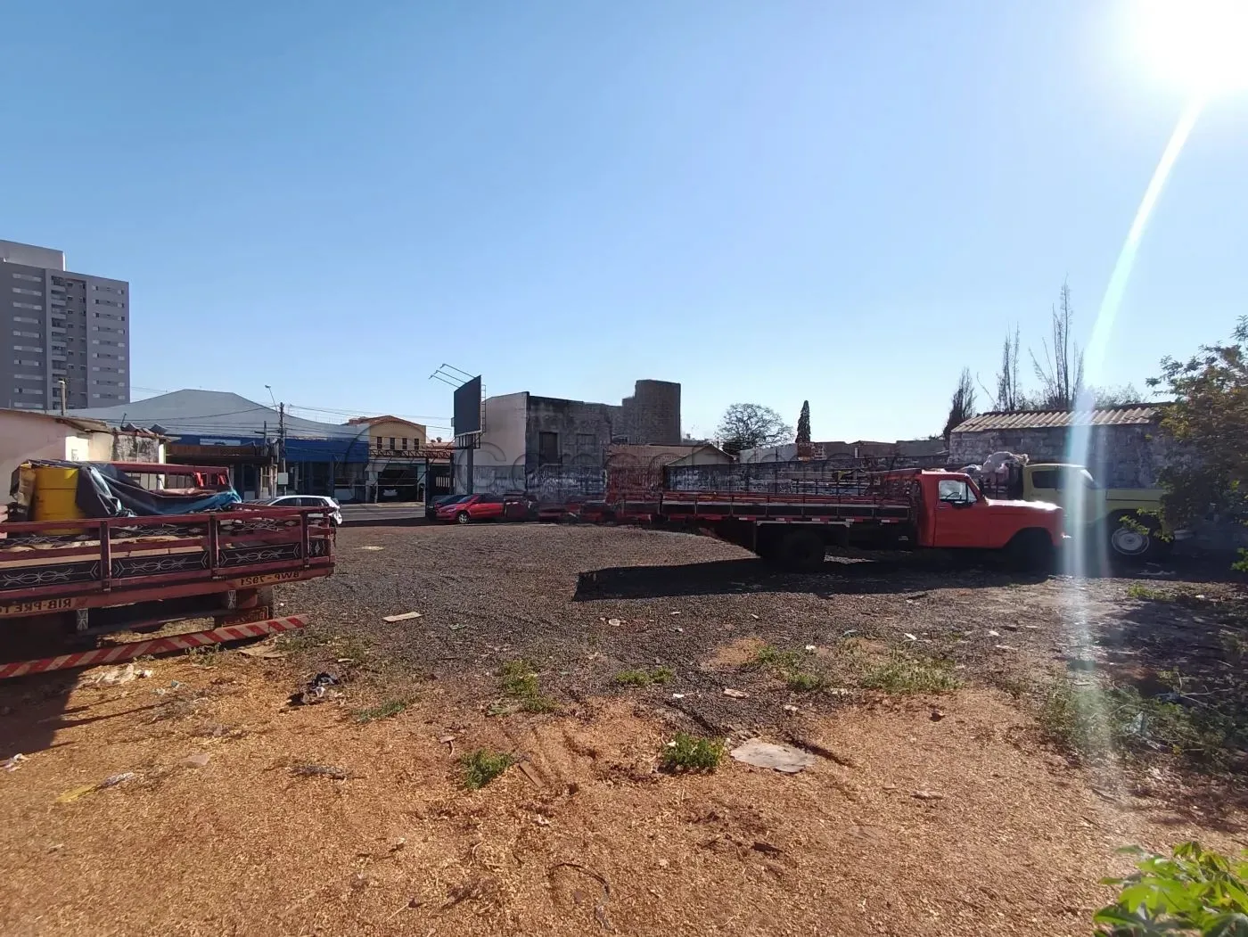 Terreno / Padrão em Ribeirão Preto Alugar por R$4.000,00