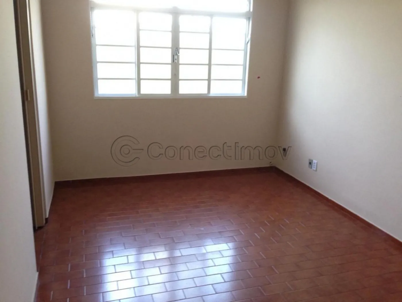 Comercial / Ponto Comercial em Ribeirão Preto Alugar por R$1.500,00