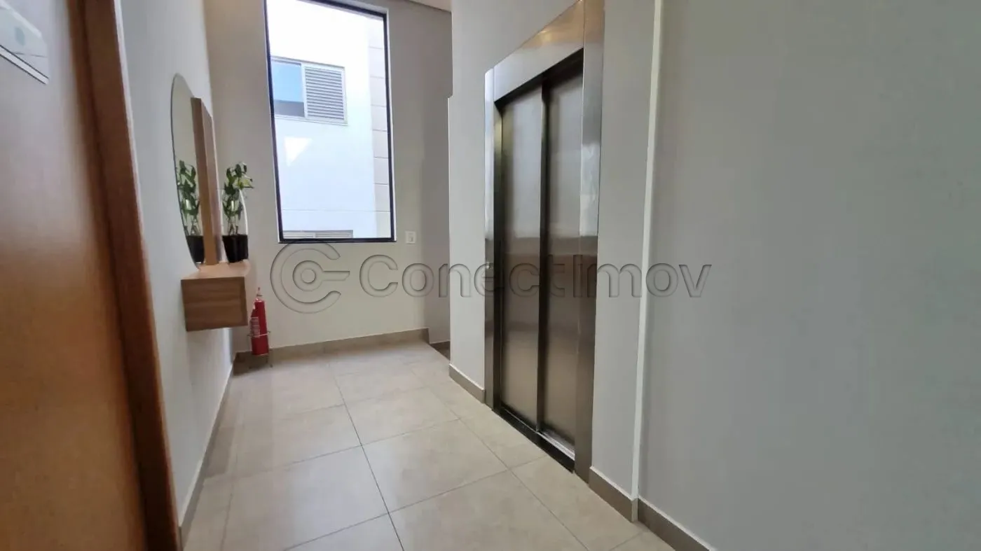 Comercial / Ponto Comercial em Ribeirão Preto Alugar por R$2.100,00