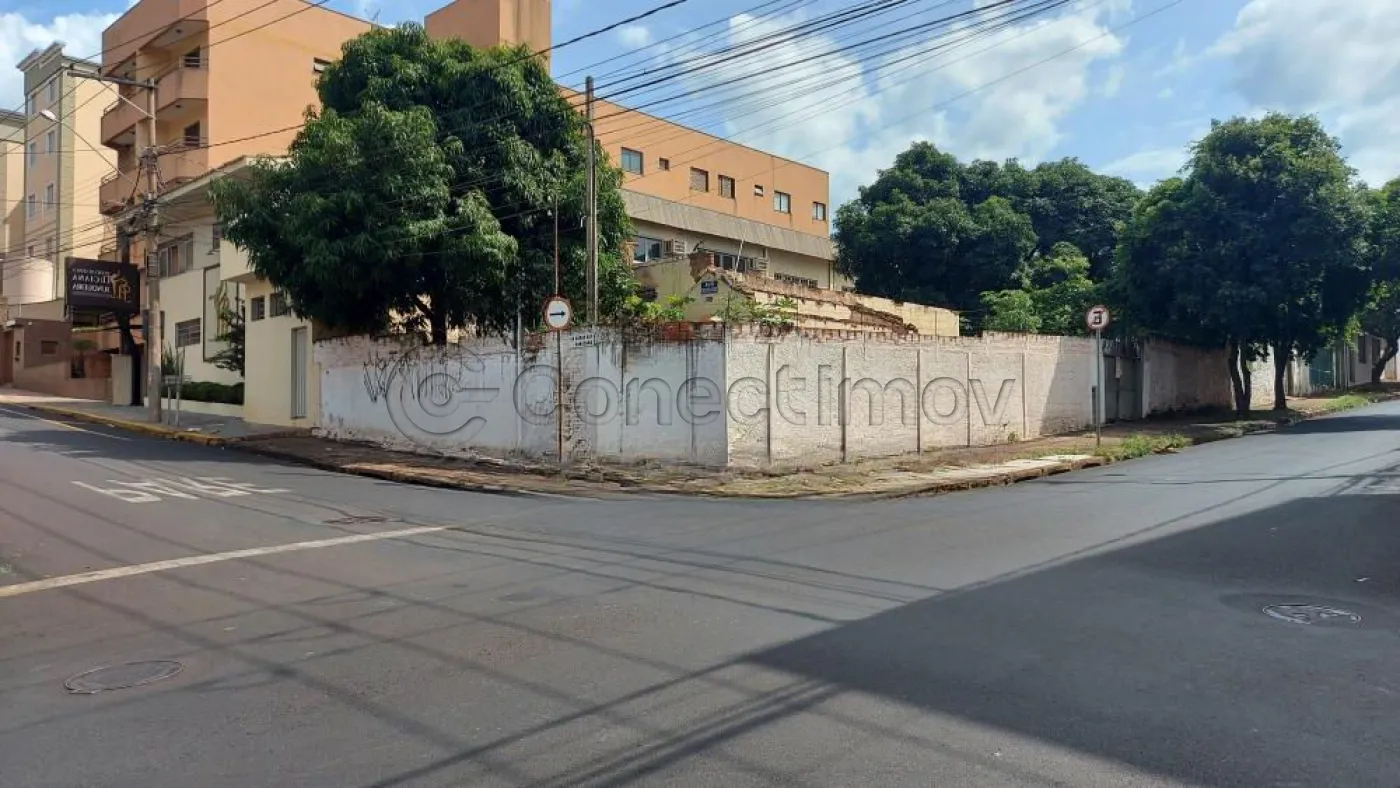Terreno / Padrão em Ribeirão Preto , Comprar por R$380.000,00