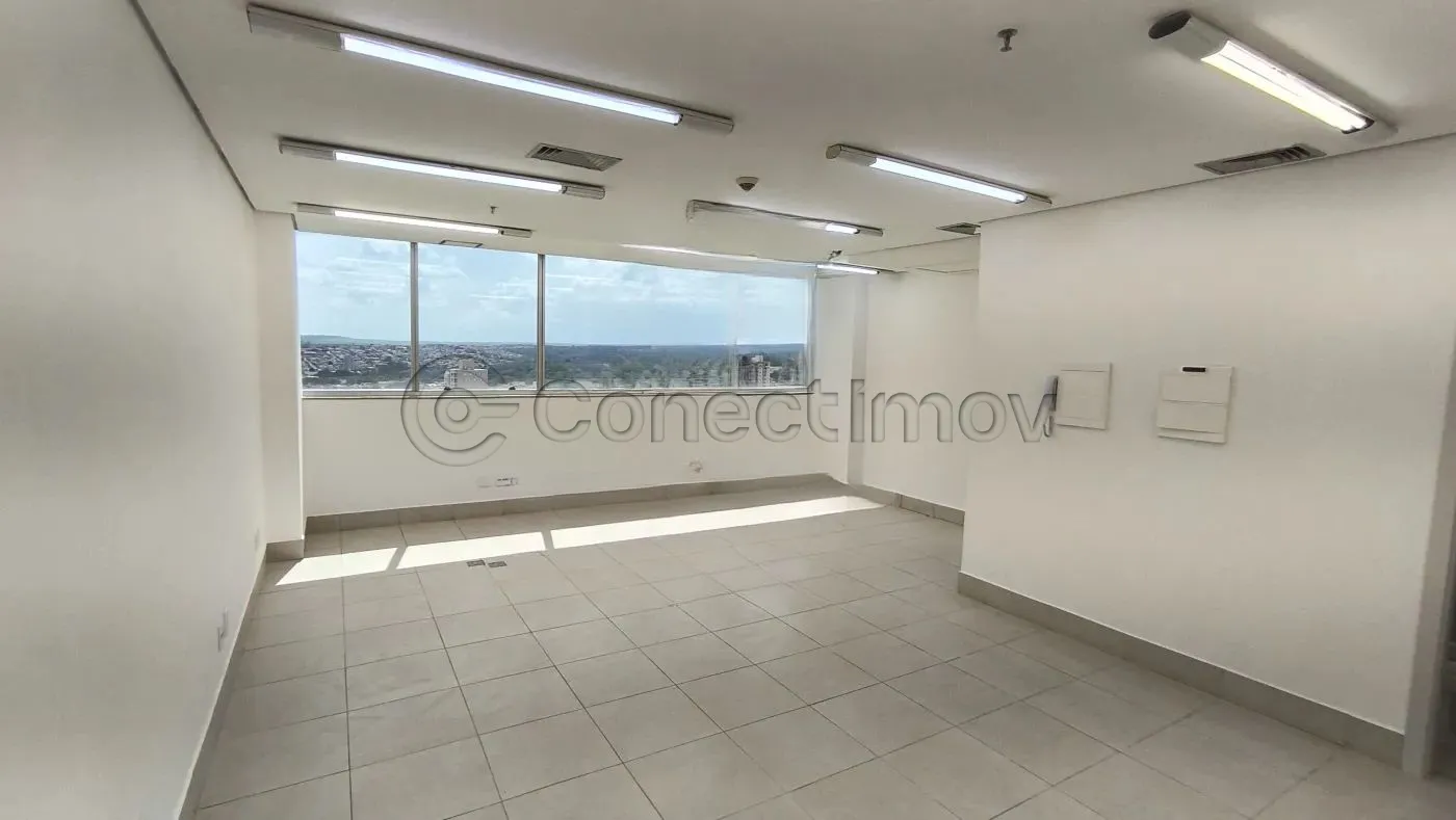 Comercial / Sala sem Condomínio em Ribeirão Preto Alugar por R$3.600,00
