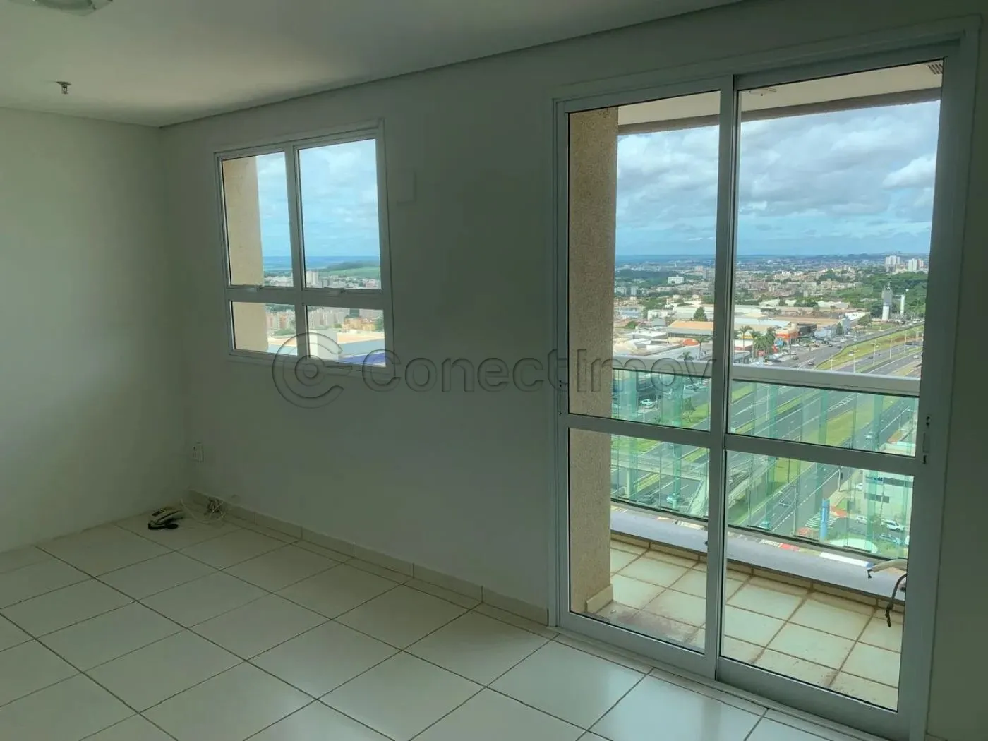 Comercial / Sala em Ribeirão Preto Alugar por R$1.850,00