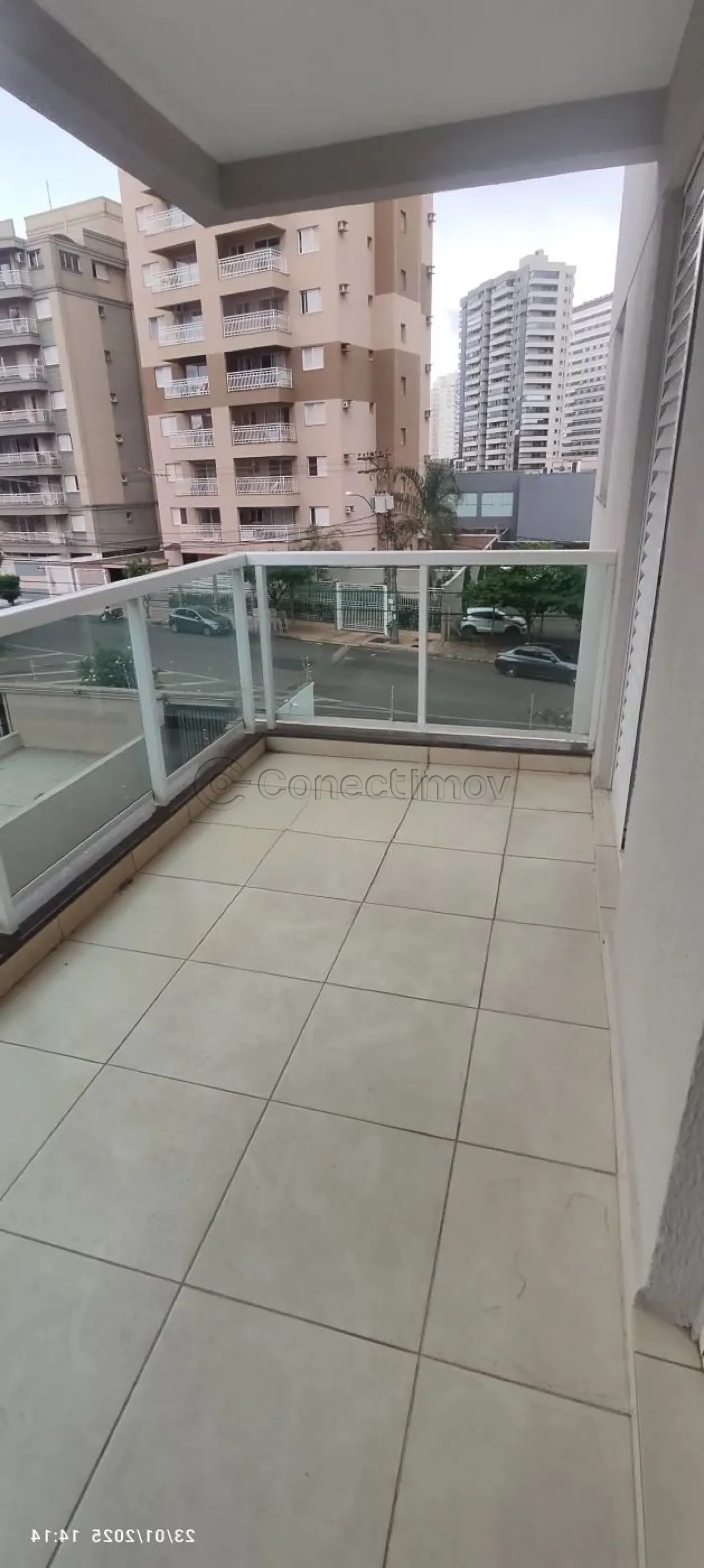 Apartamento / Apartamento em Ribeirão Preto Alugar por R$2.500,00