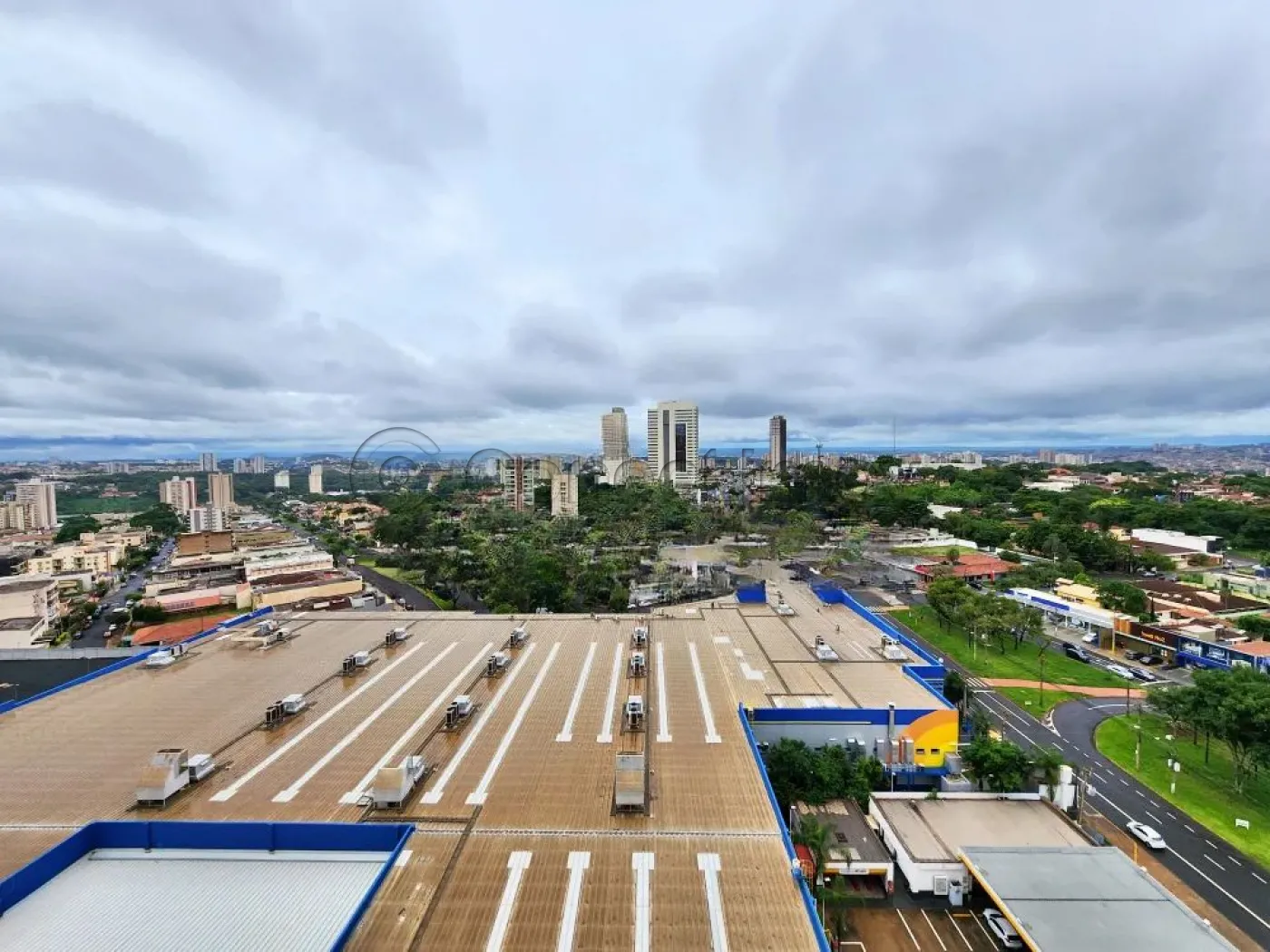 Apartamento / Kitchnet sem Condomínio em Ribeirão Preto Alugar por R$3.100,00
