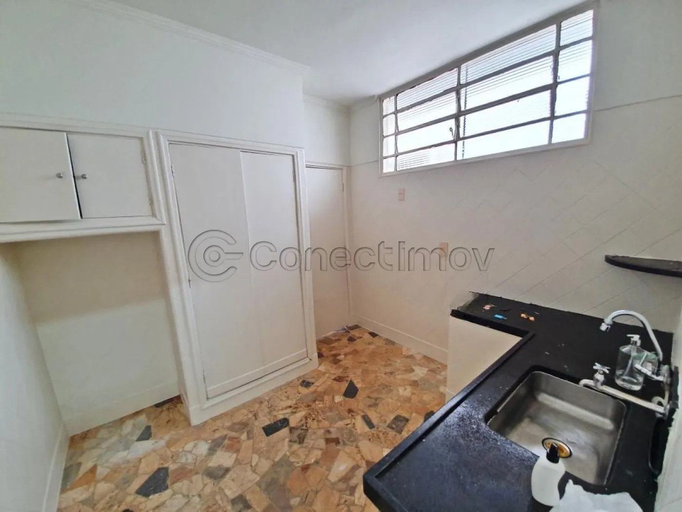 Comercial / Padrão em Ribeirão Preto Alugar por R$3.800,00