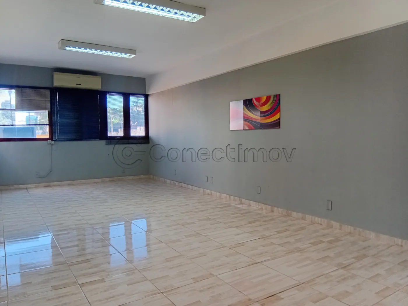 Comercial / Sala sem Condomínio em Ribeirão Preto Alugar por R$1.500,00