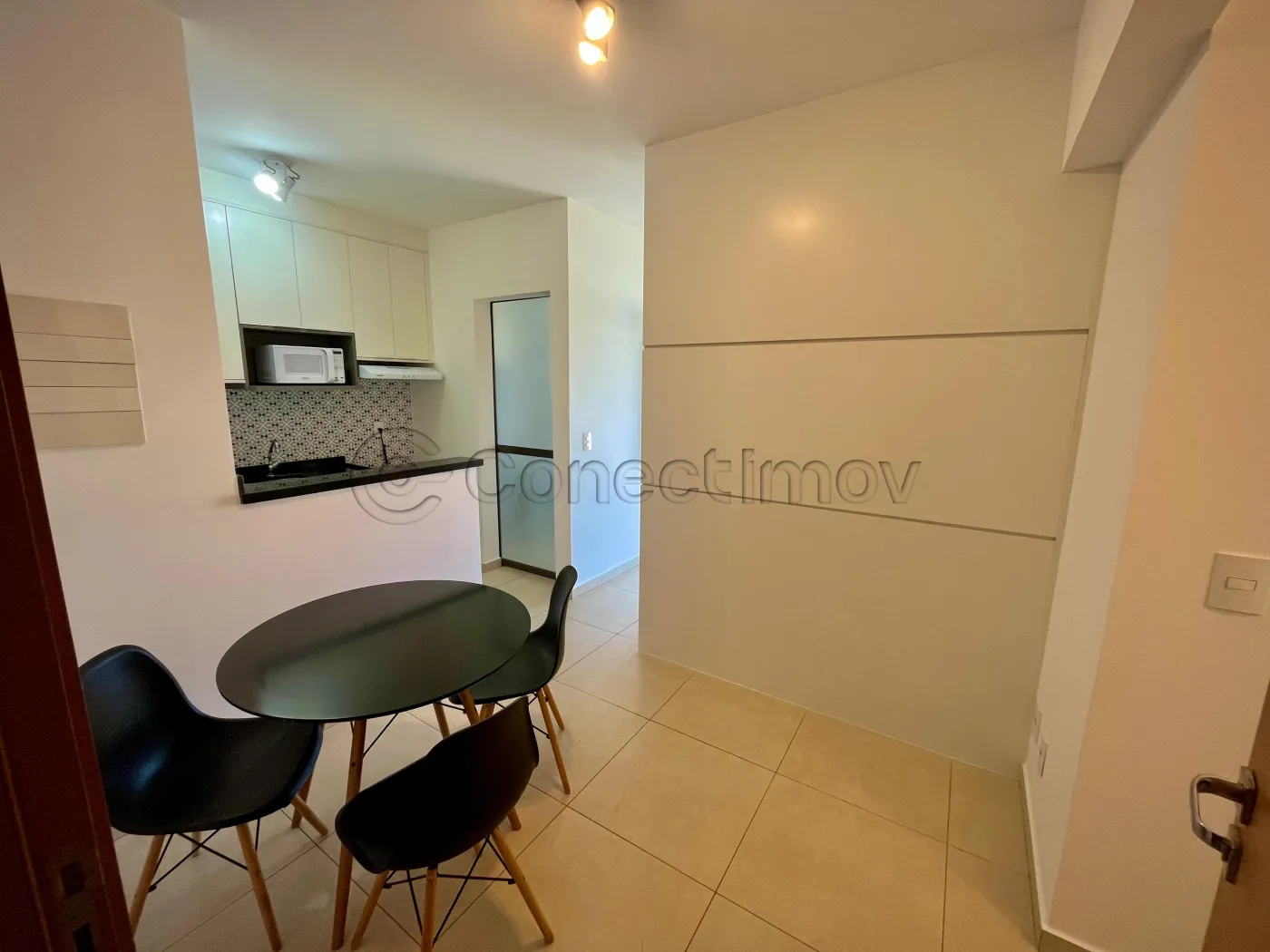 Apartamento / Kitchnet sem Condomínio em Ribeirão Preto Alugar por R$1.900,00