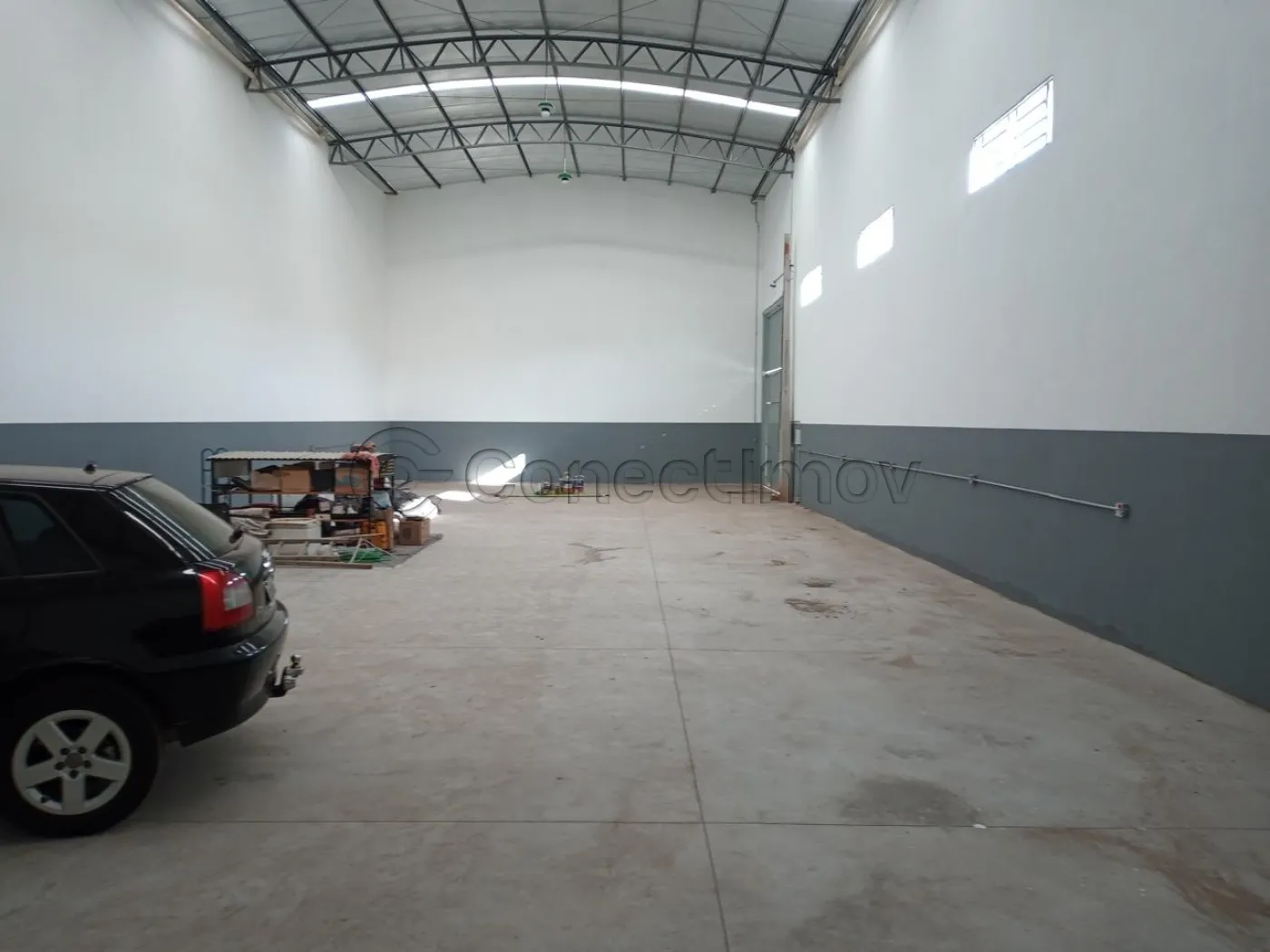Comercial / Galpão em Ribeirão Preto Alugar por R$5.000,00