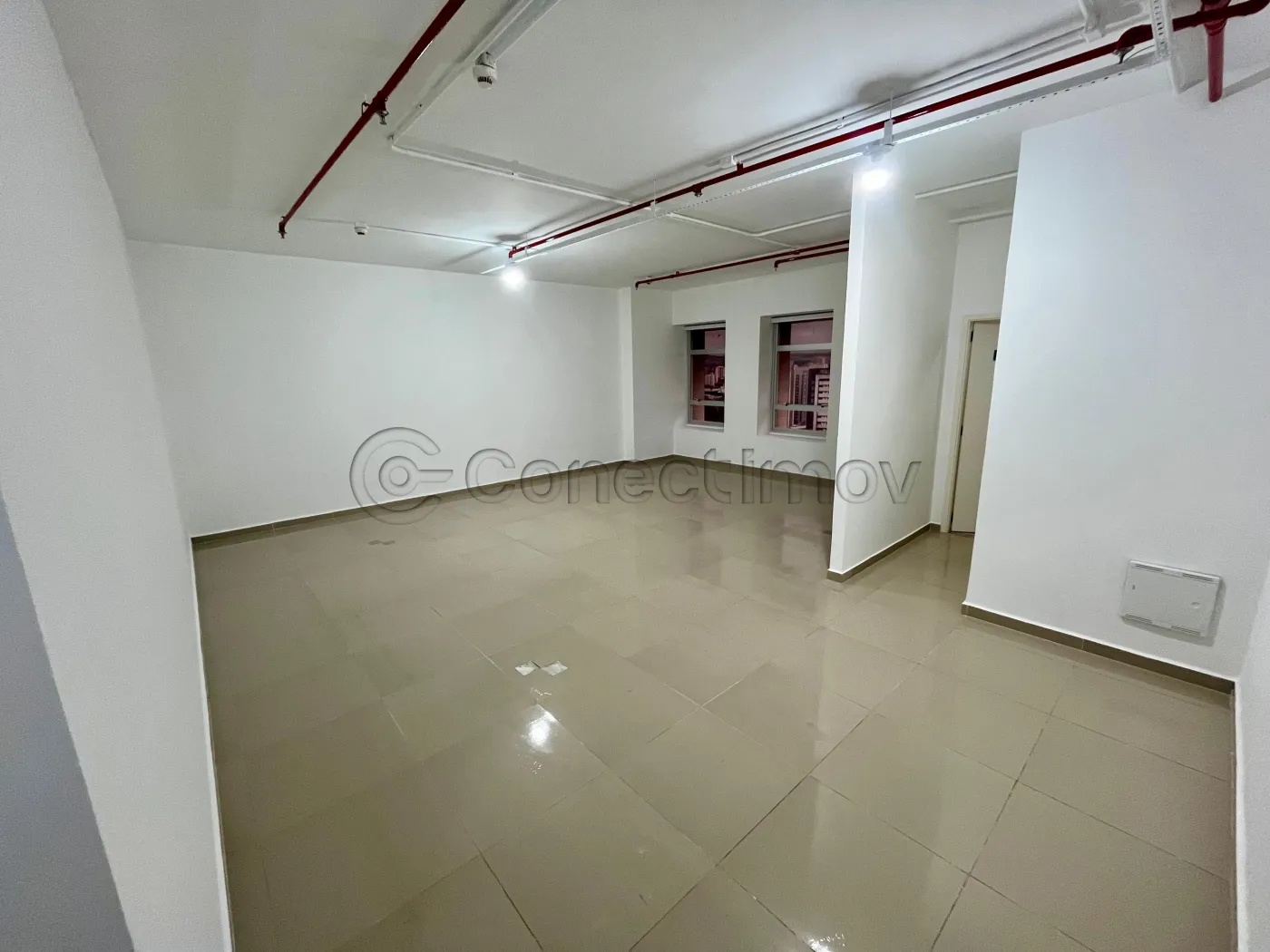 Comercial / Sala sem Condomínio em Ribeirão Preto Alugar por R$5.500,00