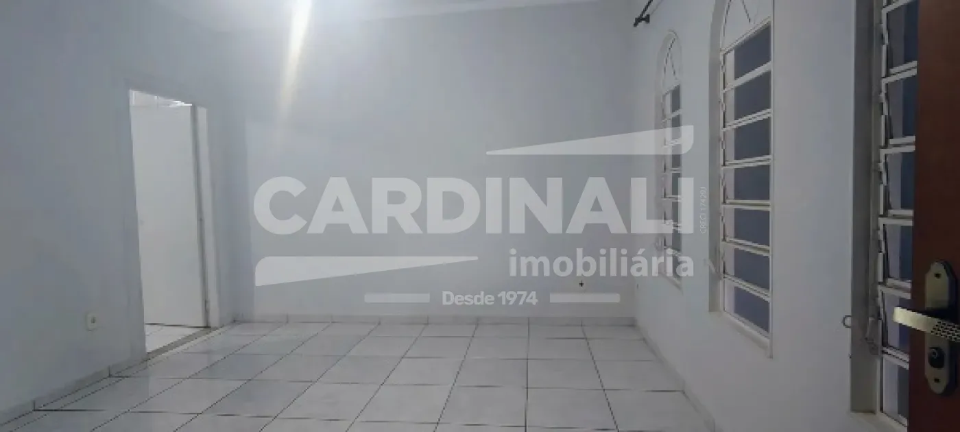 Alugar Casa / Padrão em Ribeirão Preto R$ 1.500,00 - Foto 2