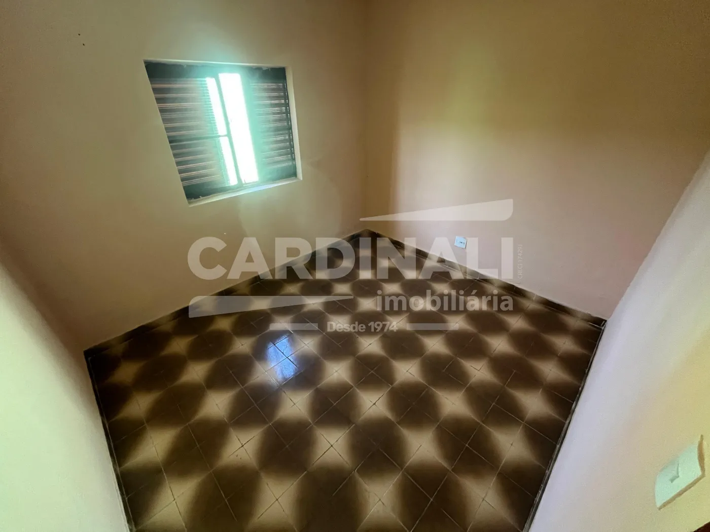 Alugar Casa / Padrão em Ribeirão Preto R$ 1.800,00 - Foto 11