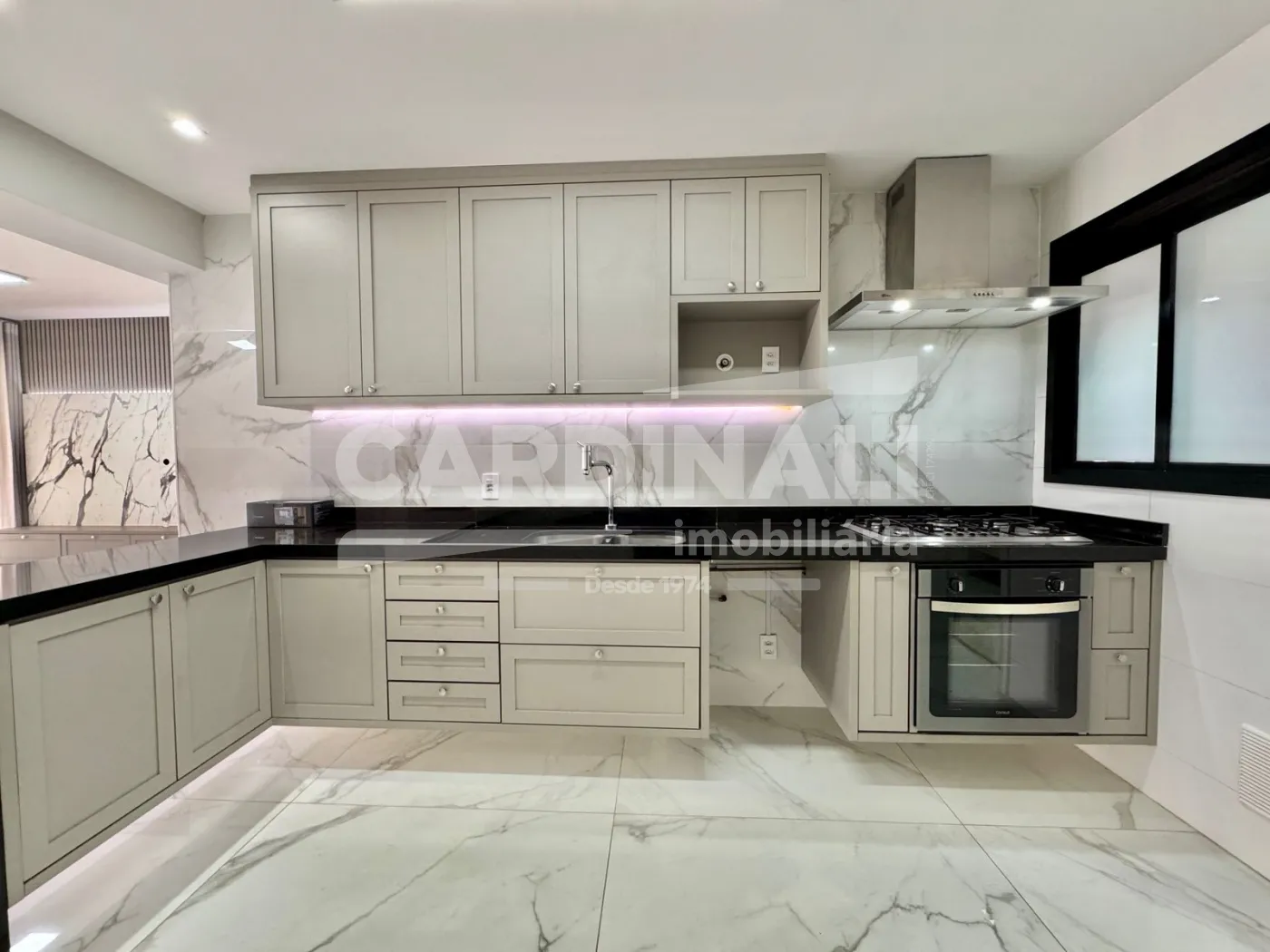 Apartamento / Padrão em Ribeirão Preto Alugar por R$6.500,00