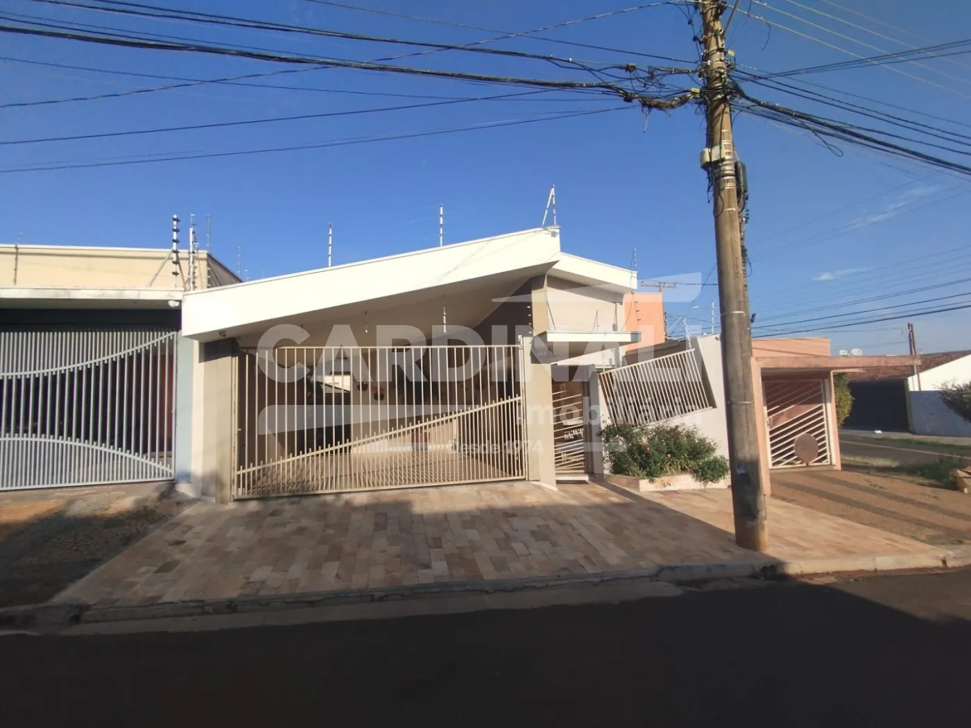 Casa / Padrão em São Carlos  Casa / Padrão em São Carlos