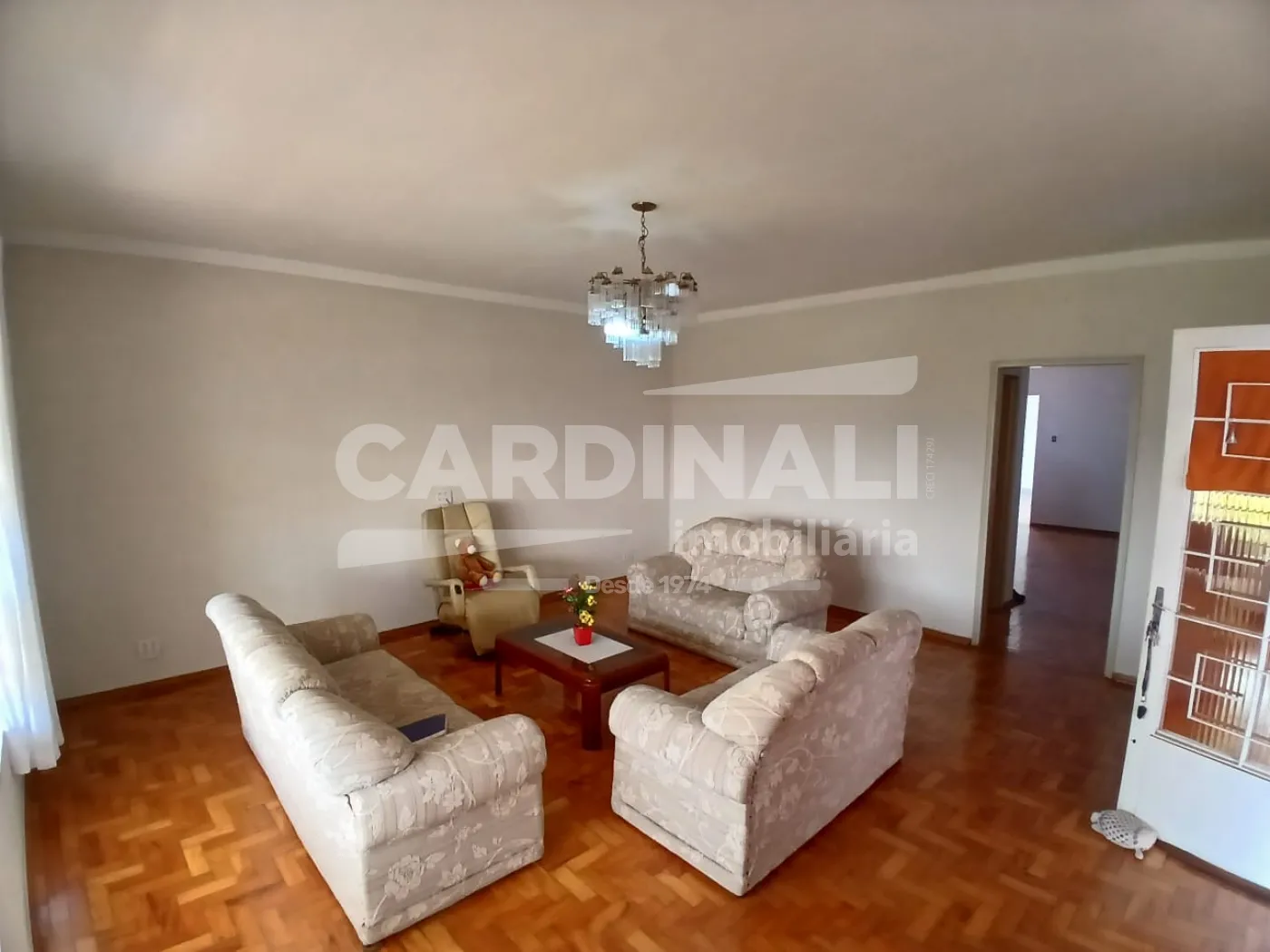 Casa / Padrão em São Carlos , Comprar por R$1.200.000,00