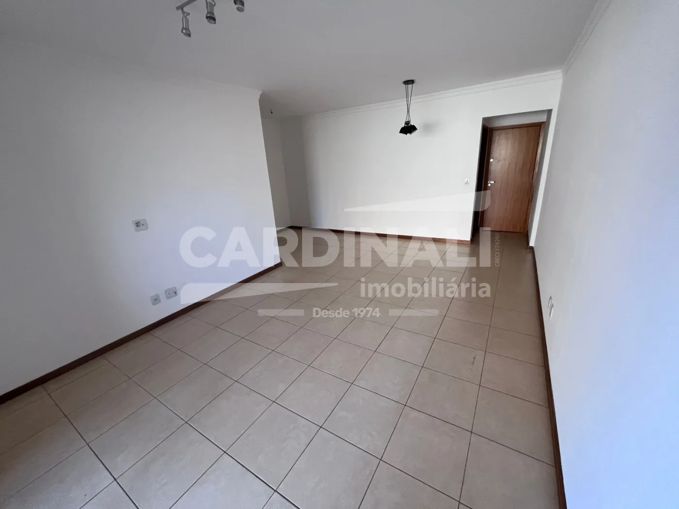 Alugar Apartamento / Padrão em Ribeirão Preto R$ 3.300,00 - Foto 2