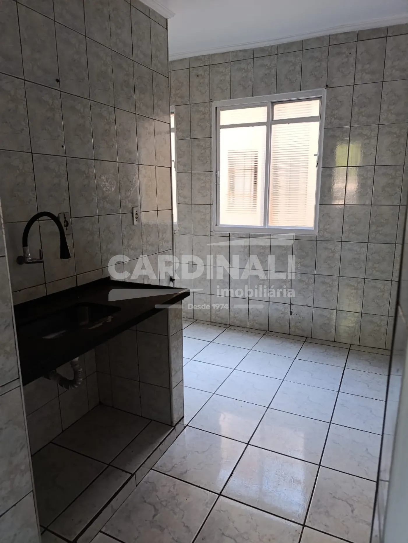 Comprar Apartamento / Padrão em Araraquara R$ 80.000,00 - Foto 2