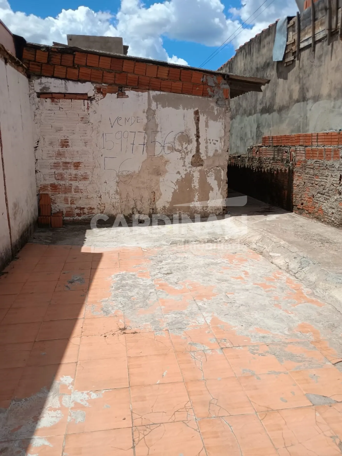 quintal Comprar Casa / Padrão em São Carlos R$ 170.000,00 - Foto 9