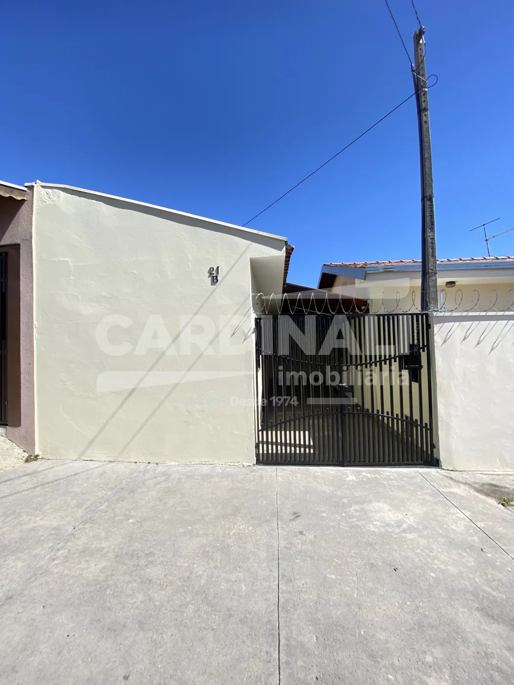 Alugar Casa / Padrão em São Carlos R$ 1.112,00 - Foto 1