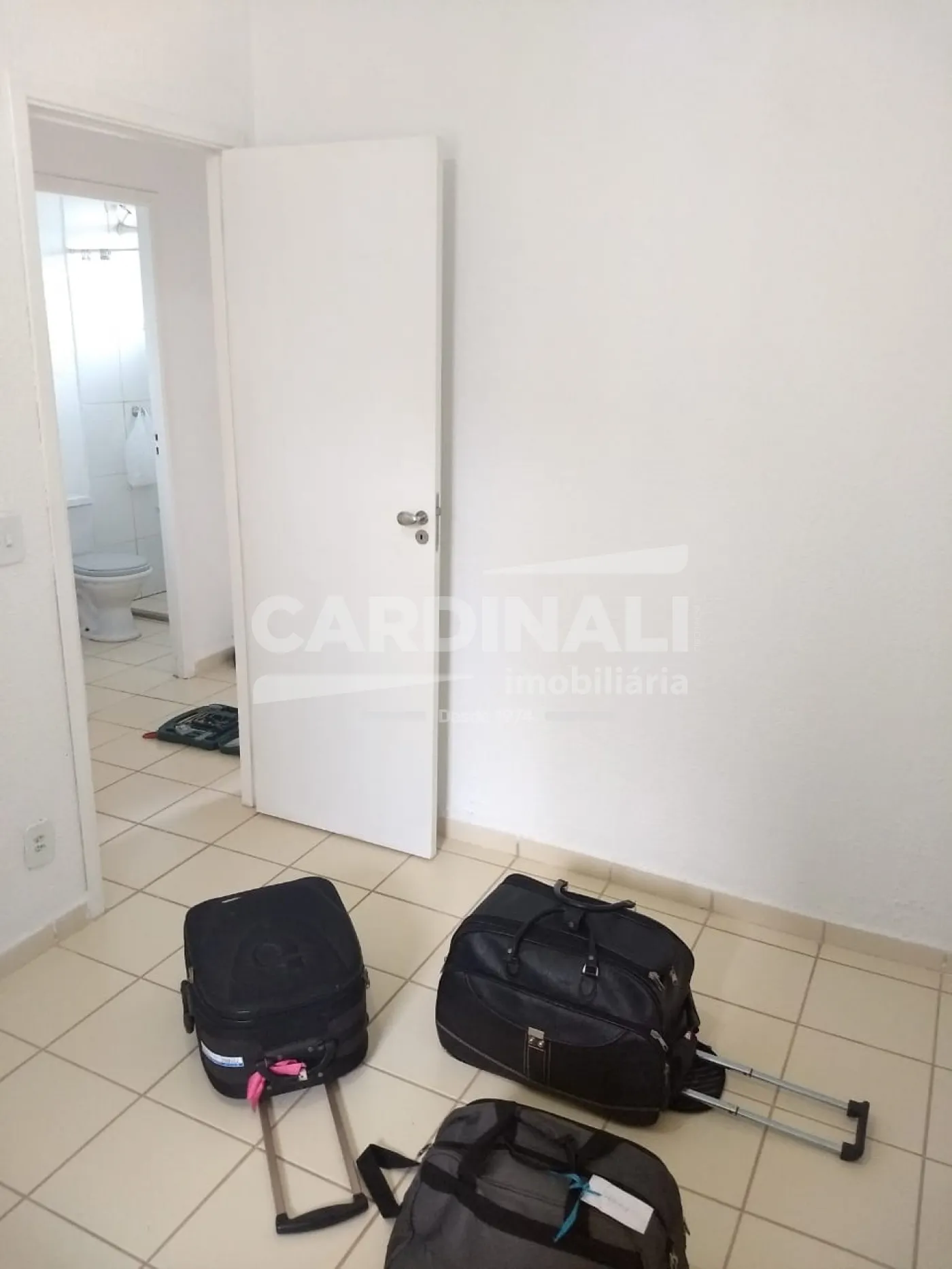 Alugar Casa / Condomínio em São Carlos R$ 1.556,00 - Foto 8