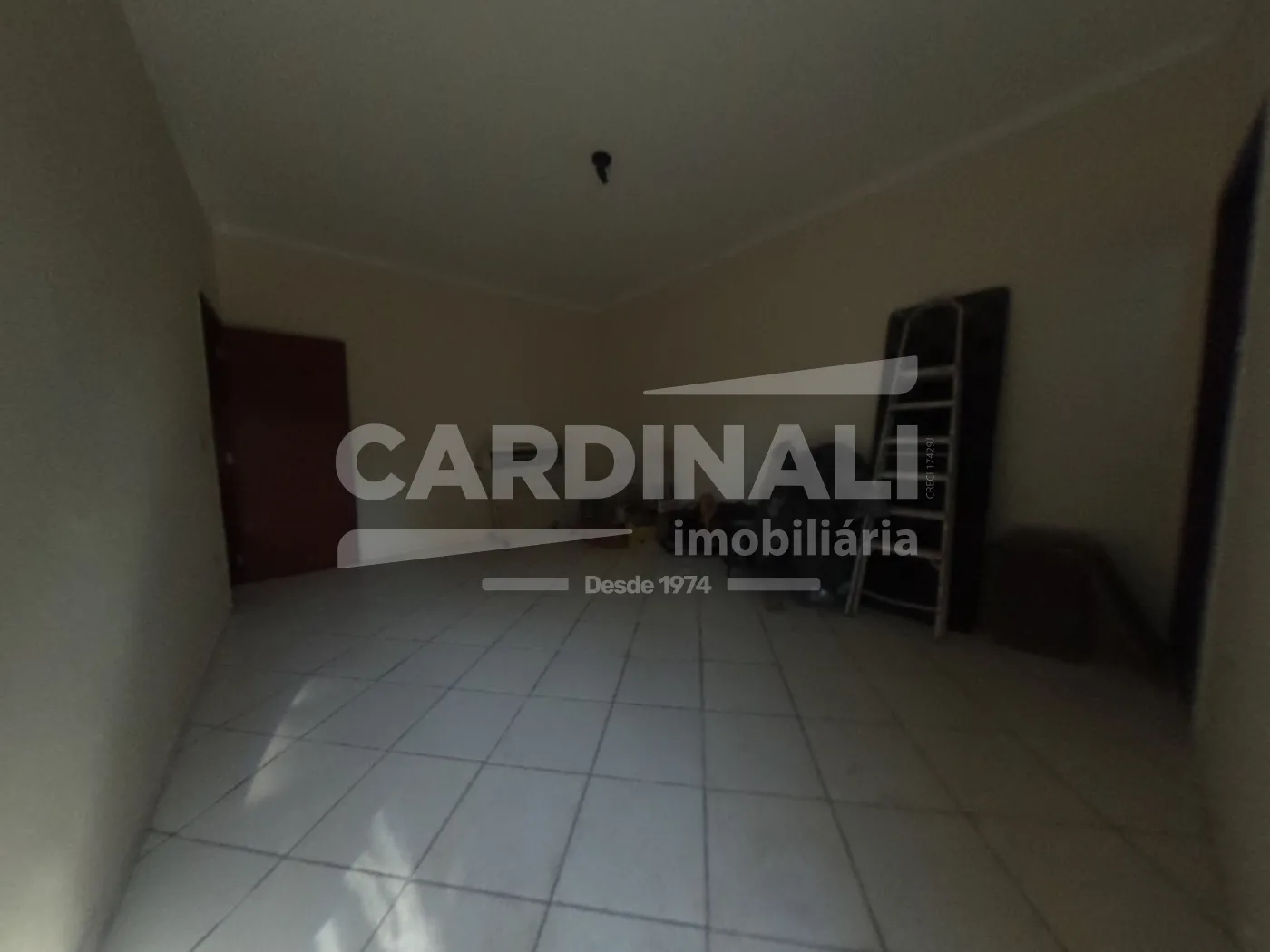 Alugar Apartamento / Kitchnet em São Carlos R$ 770,00 - Foto 3