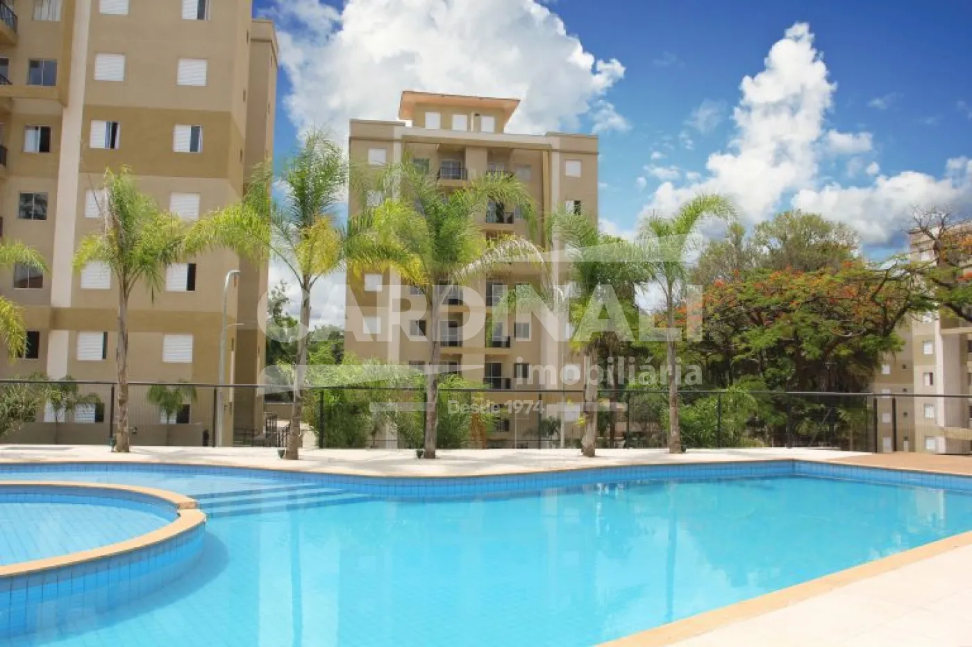 Alugar Apartamento / Padrão em Campinas R$ 2.400,00 - Foto 1
