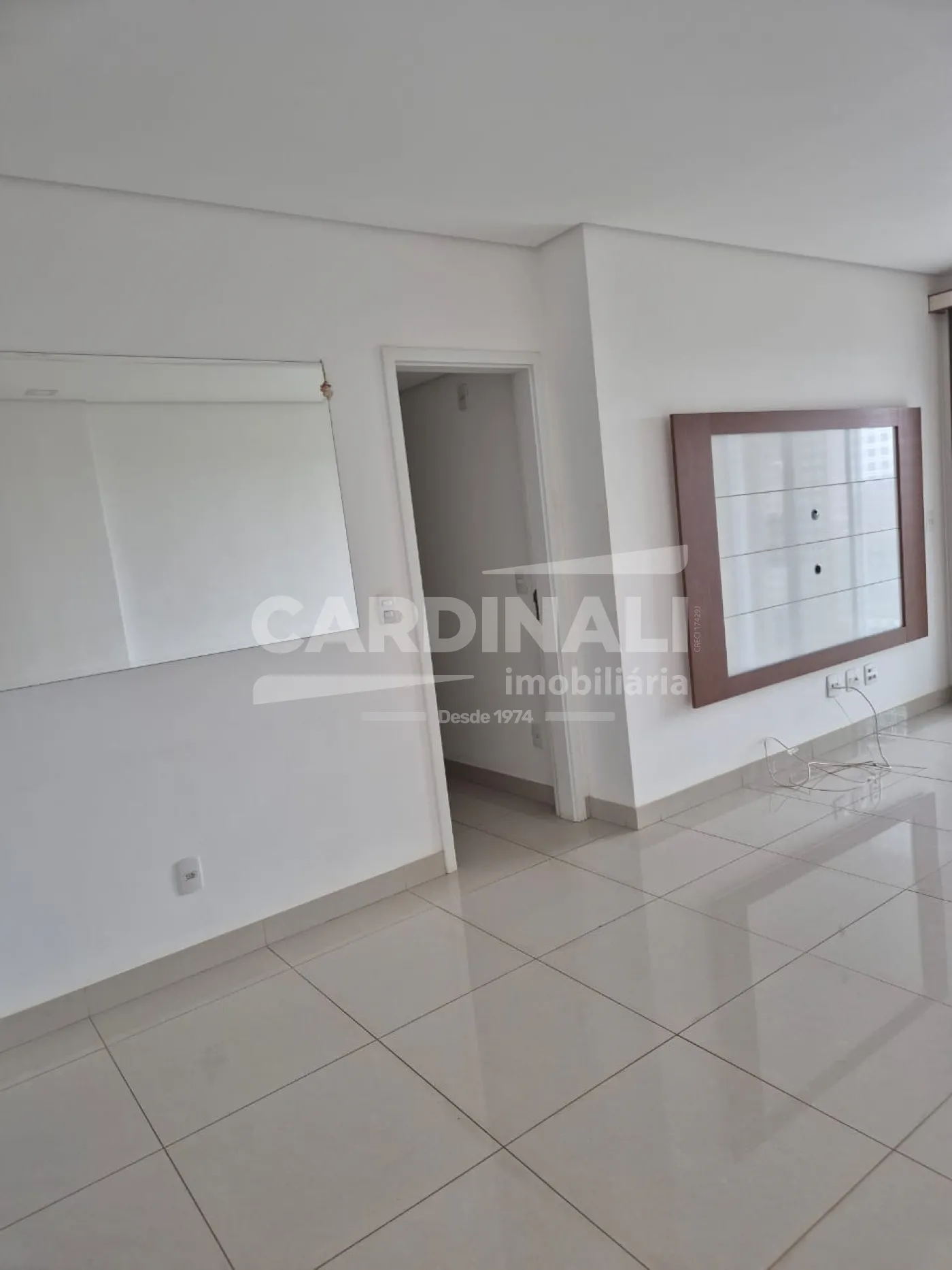 Comprar Apartamento / Padrão em Araraquara R$ 660.000,00 - Foto 3