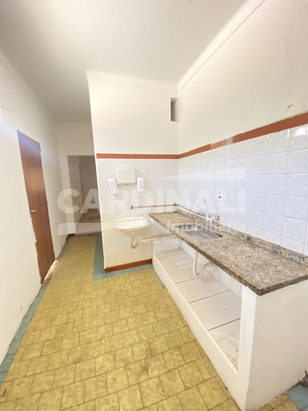 Alugar Comercial / Salão em São Carlos R$ 9.000,00 - Foto 15