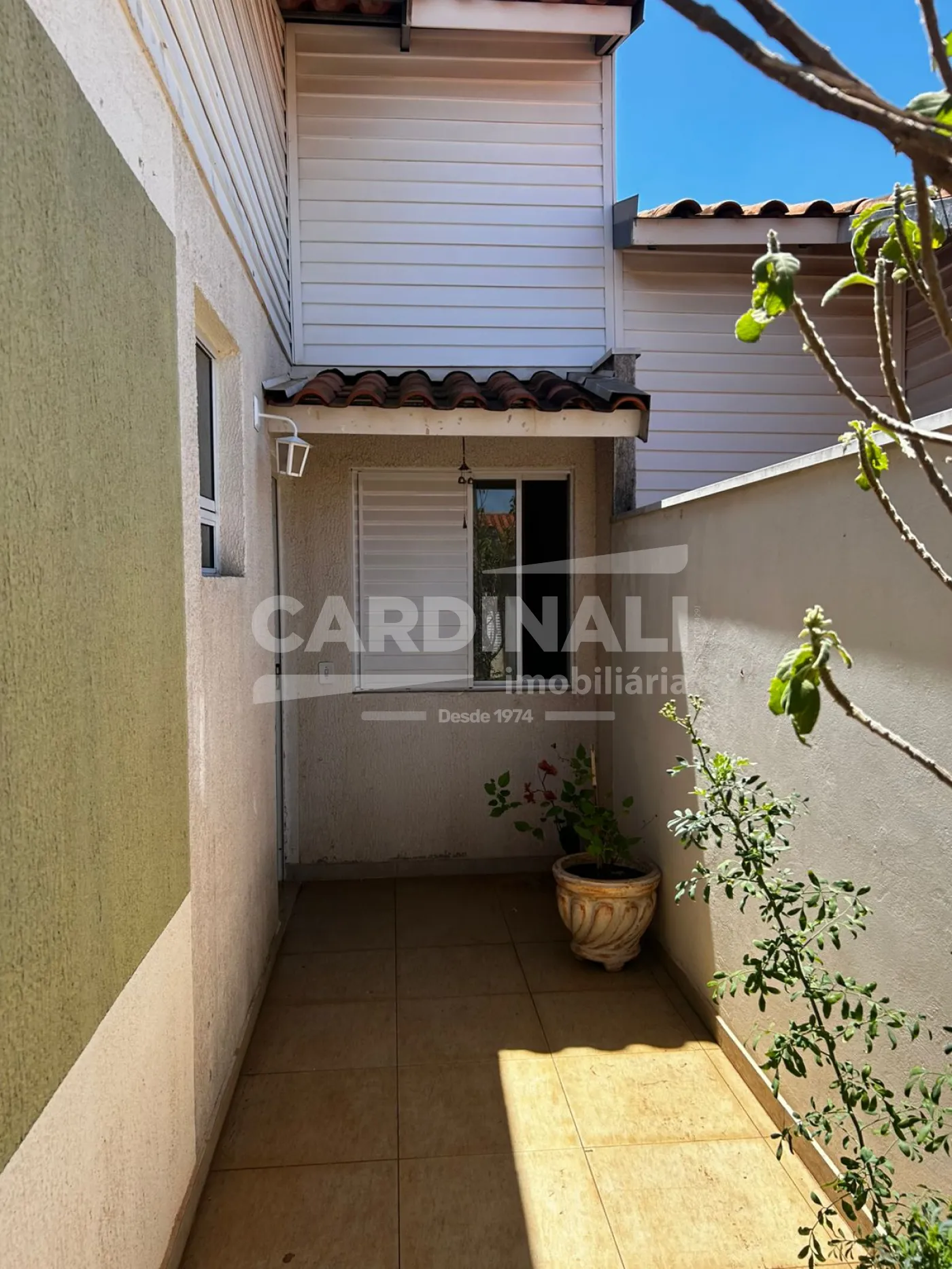 Alugar Casa / Condomínio em São Carlos R$ 1.445,00 - Foto 2