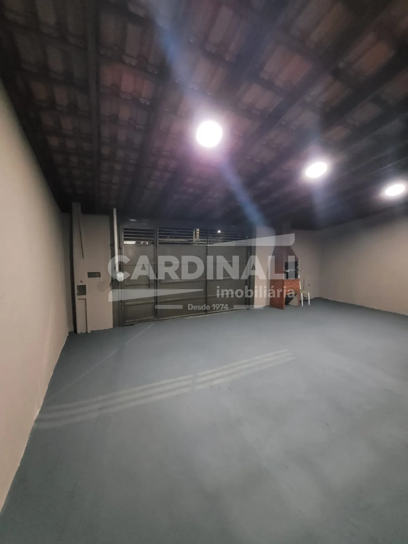Casa / Padrão em São Carlos , Comprar por R$220.000,00