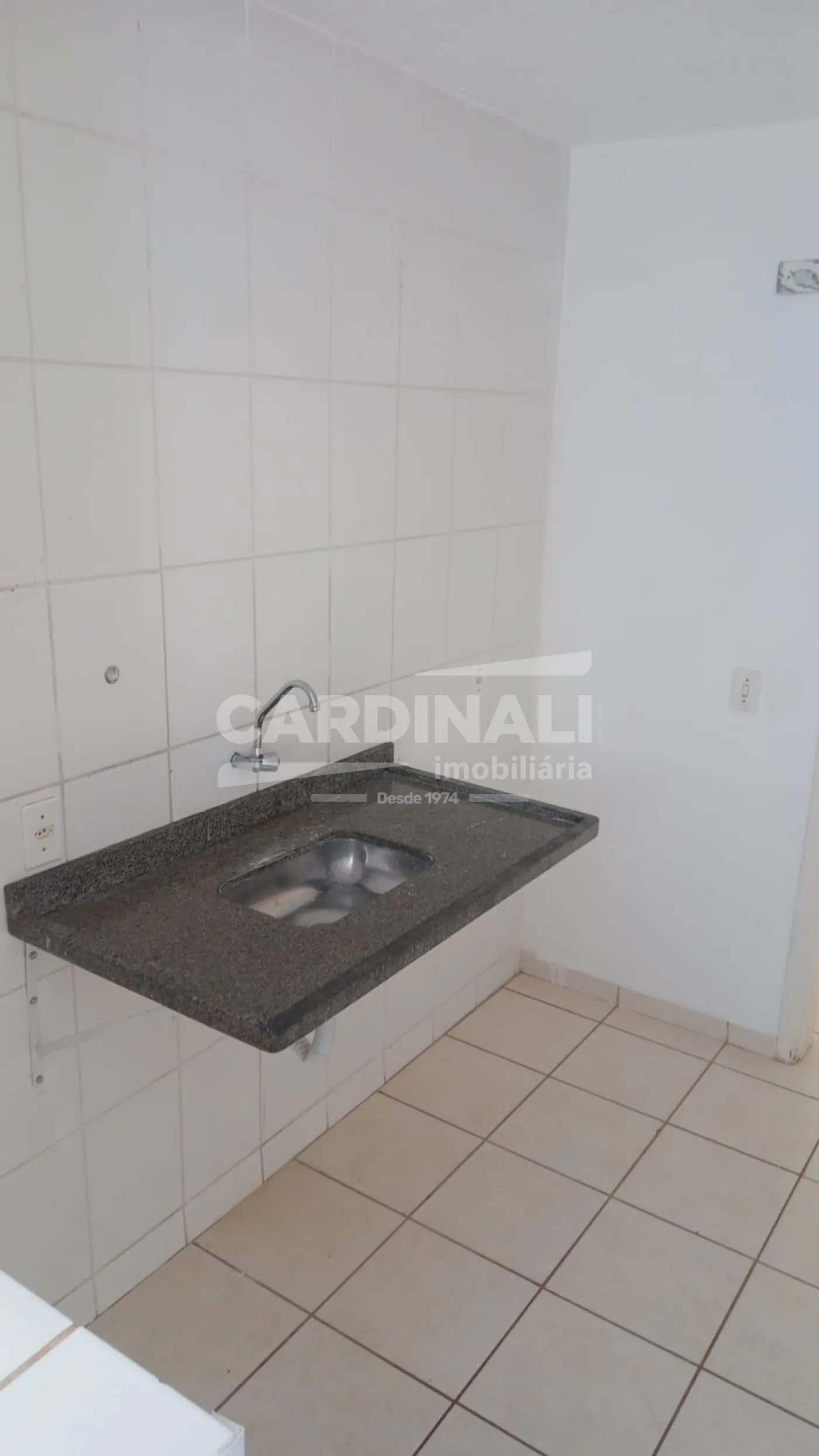 Alugar Apartamento / Padrão em Araraquara R$ 550,00 - Foto 7