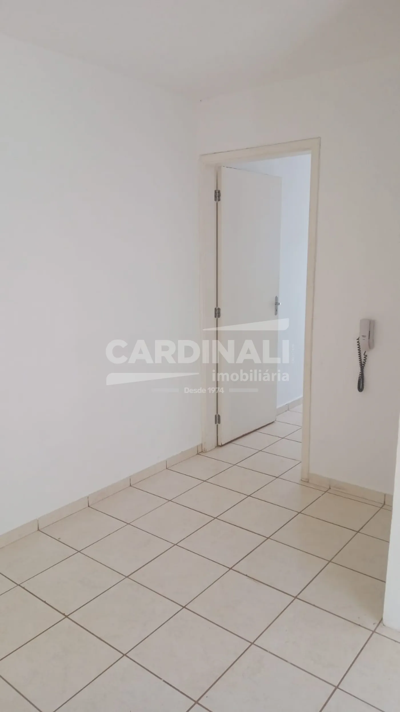 Alugar Apartamento / Padrão em Araraquara R$ 550,00 - Foto 9