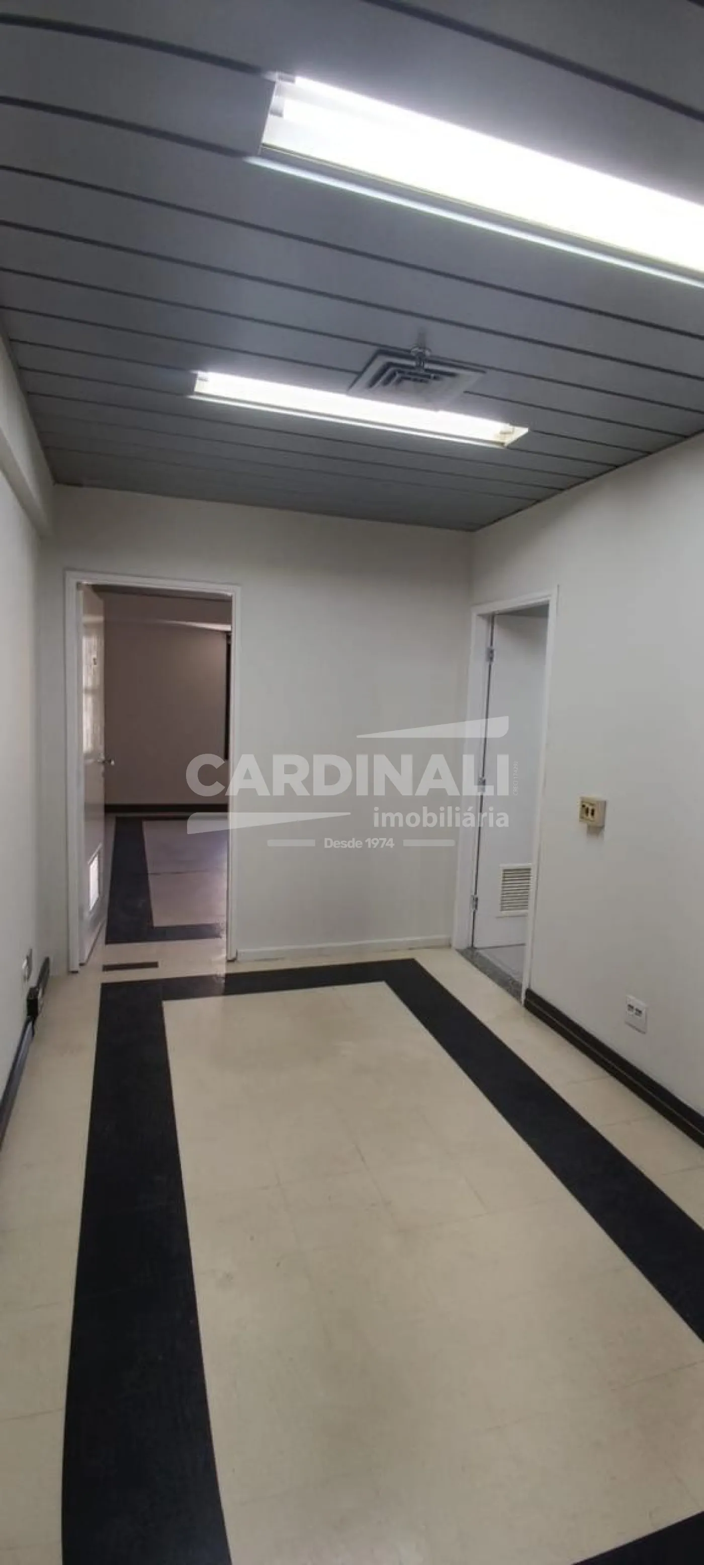 Alugar Comercial / Sala / Salão com Condomínio em Campinas R$ 700,00 - Foto 7