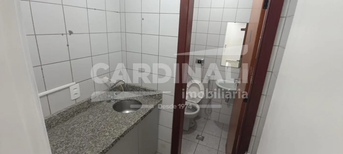 Alugar Comercial / Sala / Salão com Condomínio em Campinas R$ 700,00 - Foto 8