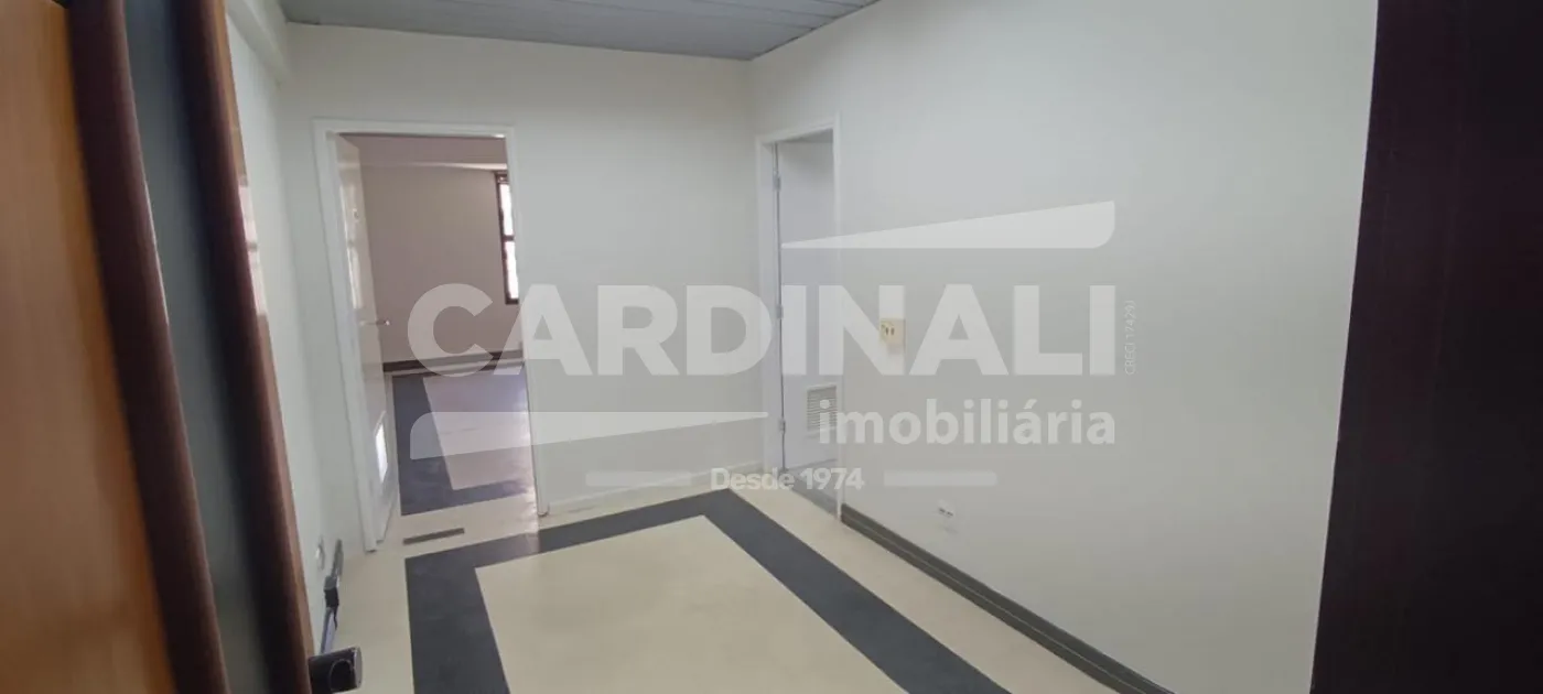 Alugar Comercial / Sala / Salão com Condomínio em Campinas R$ 700,00 - Foto 9