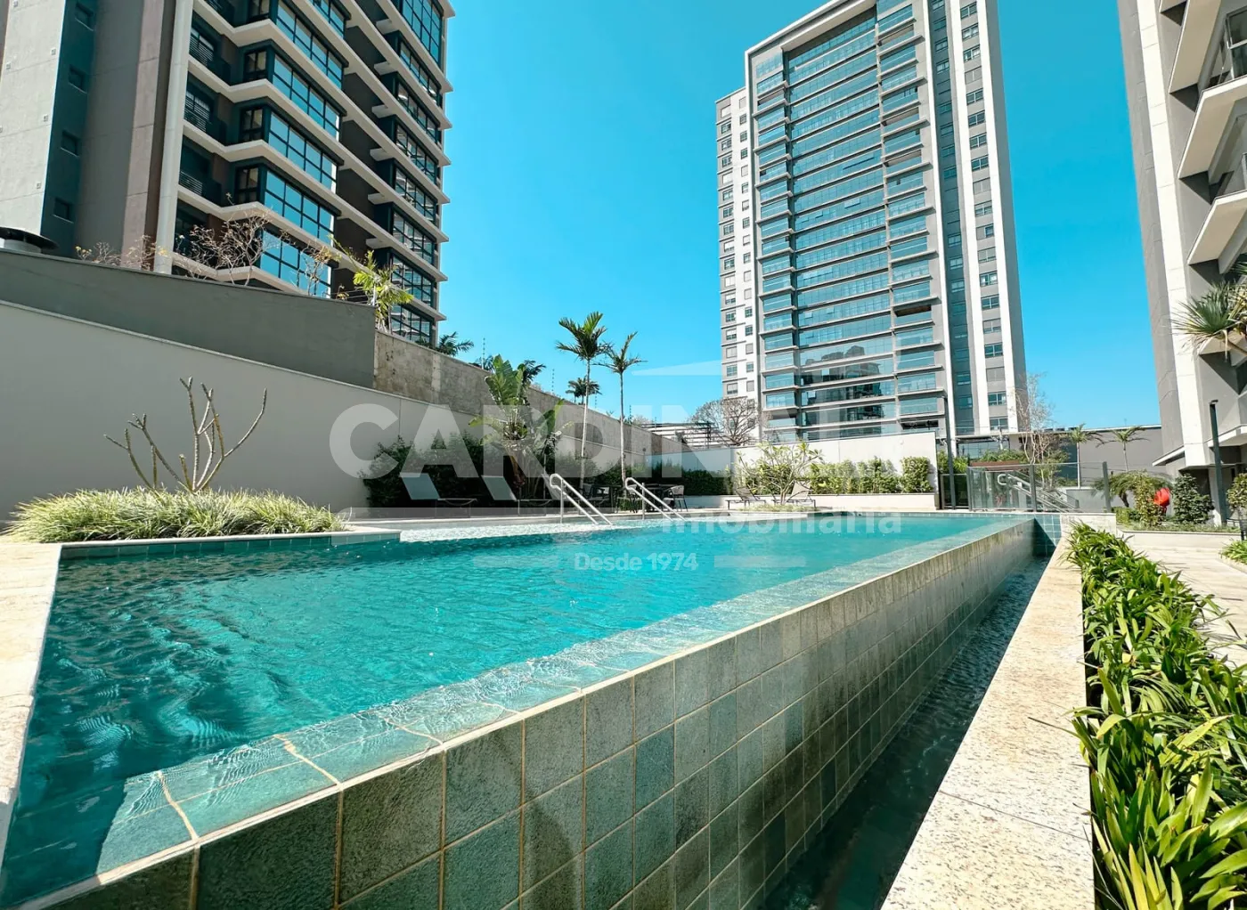 Comprar Apartamento / Padrão em Campinas R$ 1.980.000,00 - Foto 1