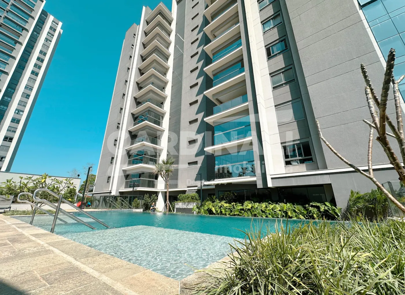 Comprar Apartamento / Padrão em Campinas R$ 1.980.000,00 - Foto 3