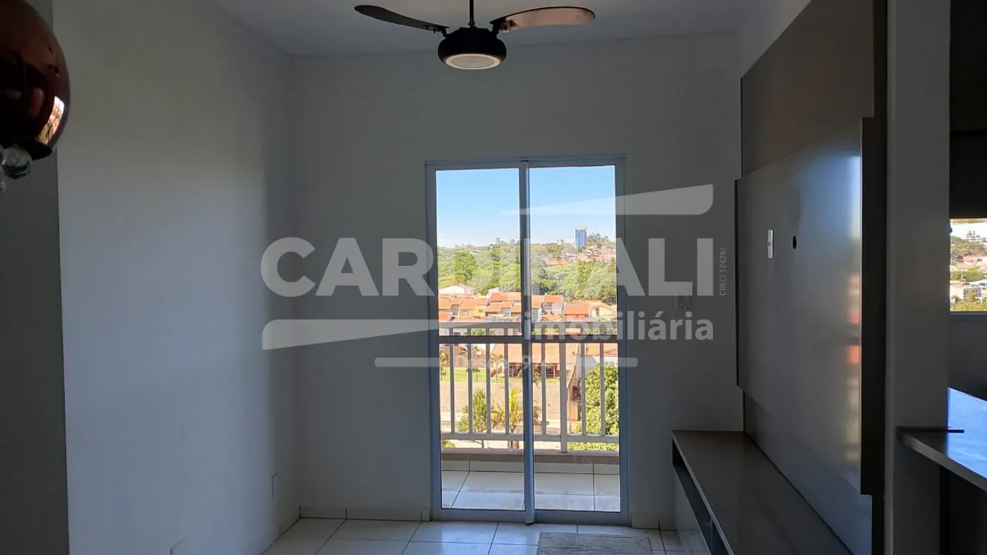 Comprar Apartamento / Padrão em Araraquara R$ 322.000,00 - Foto 2