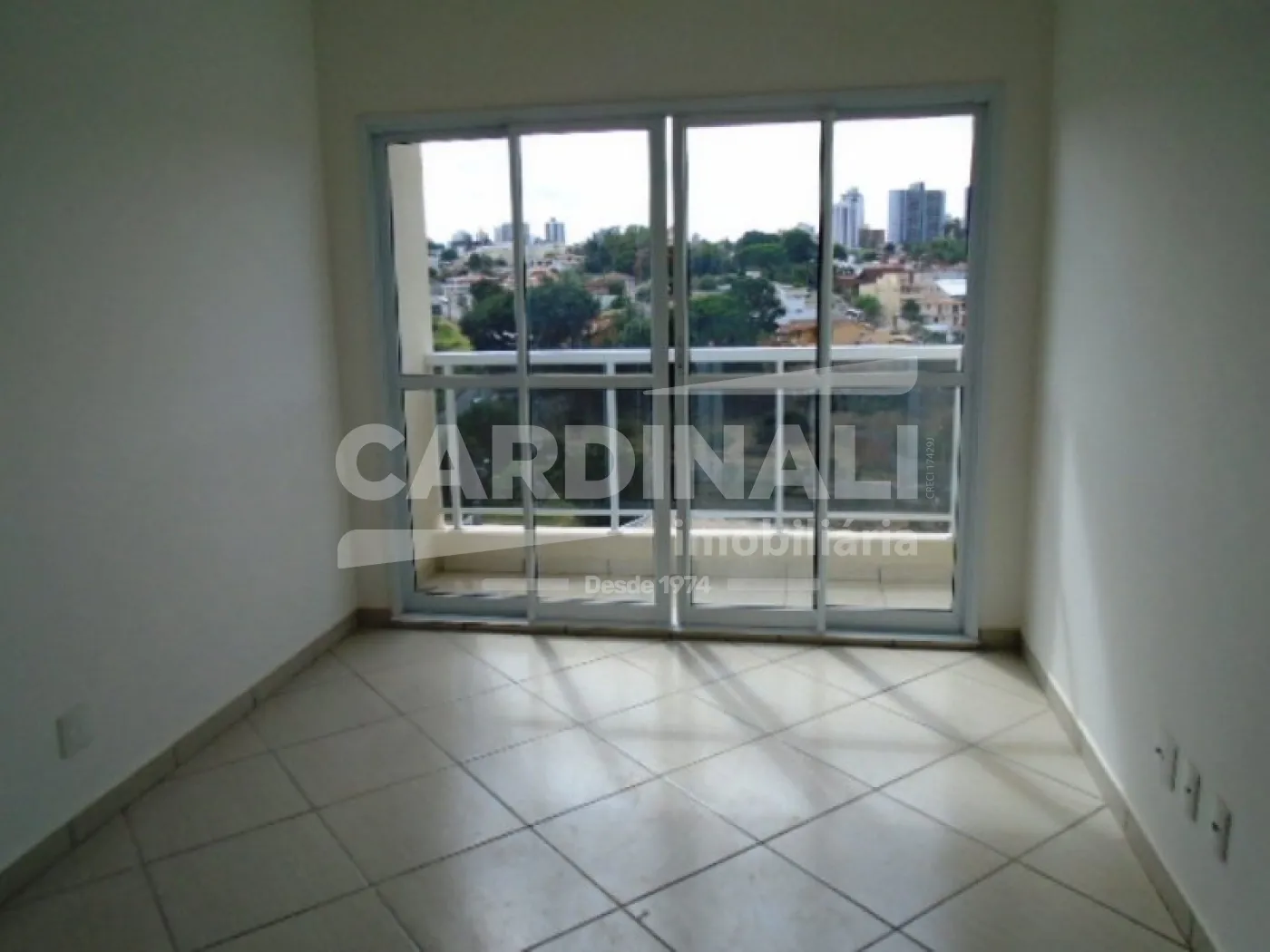 Alugar Apartamento / Padrão em São Carlos R$ 2.100,00 - Foto 2
