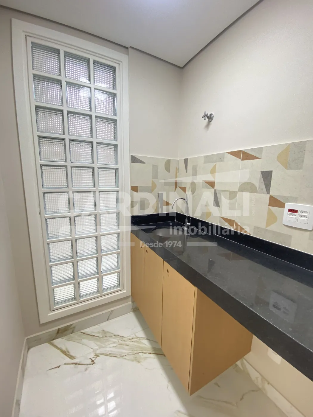 Alugar Comercial / Sala / Salão com Condomínio em São Carlos R$ 2.223,00 - Foto 5