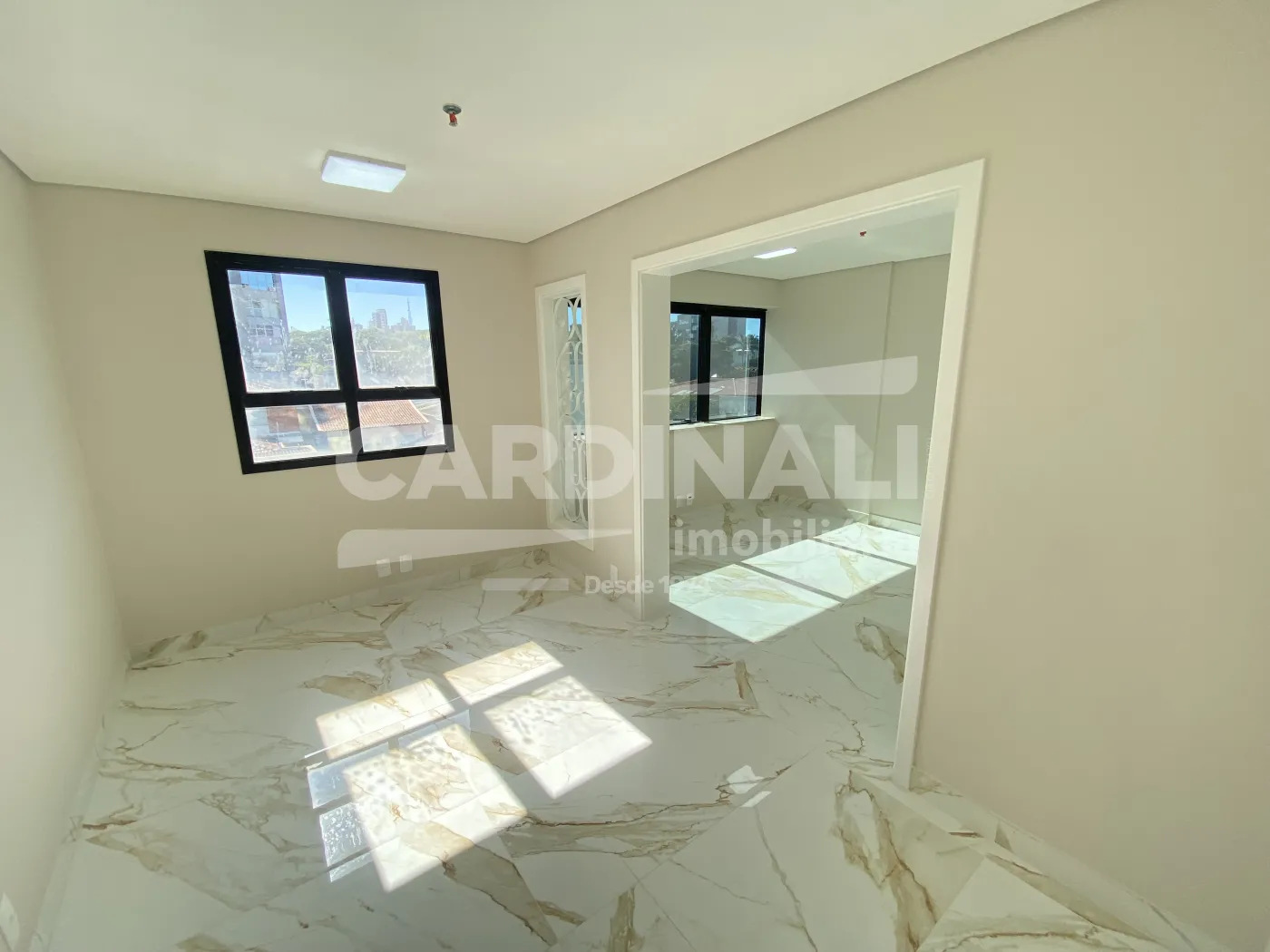 Alugar Comercial / Sala / Salão com Condomínio em São Carlos R$ 2.223,00 - Foto 7