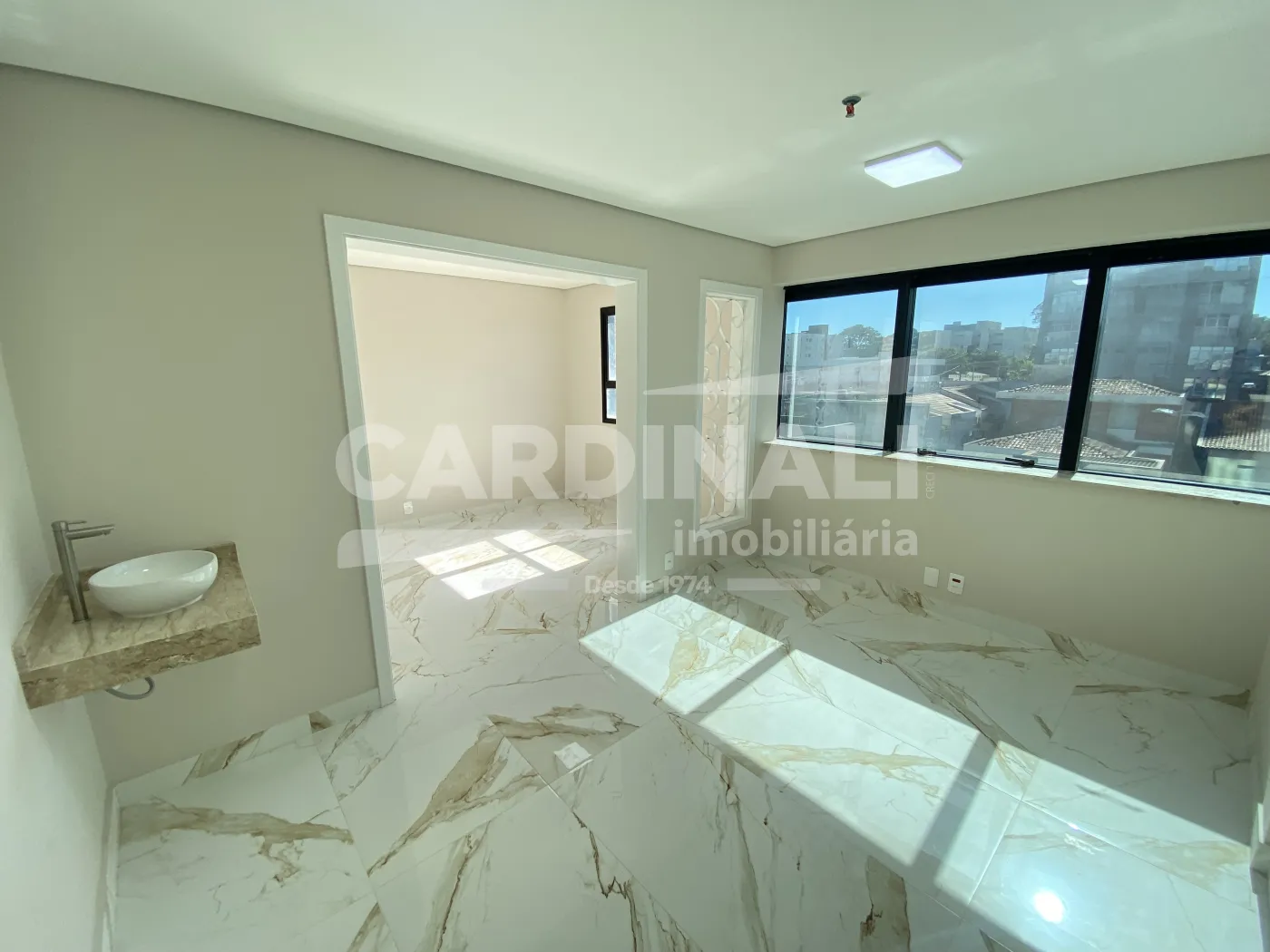 Alugar Comercial / Sala / Salão com Condomínio em São Carlos R$ 2.223,00 - Foto 8