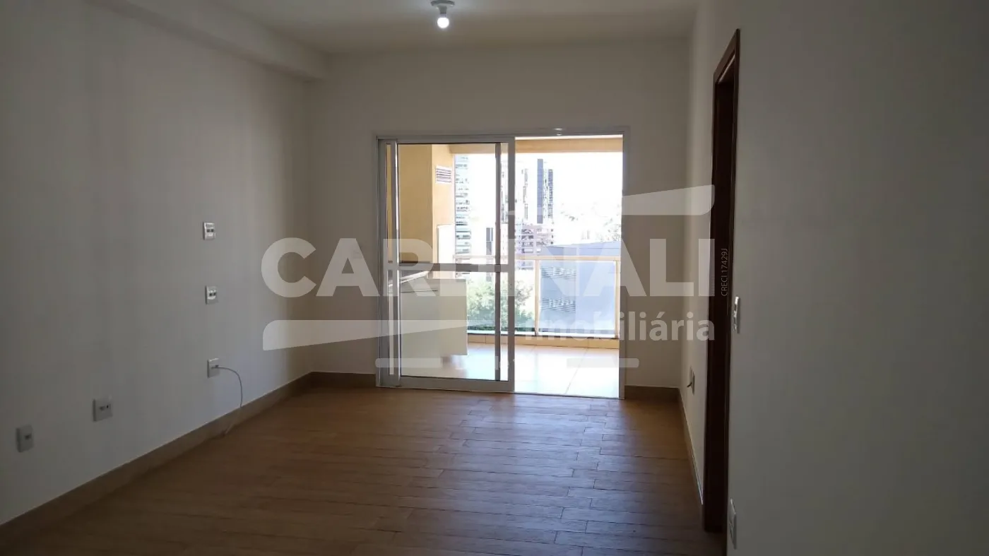 Alugar Apartamento / Padrão em Ribeirão Preto R$ 3.000,00 - Foto 1