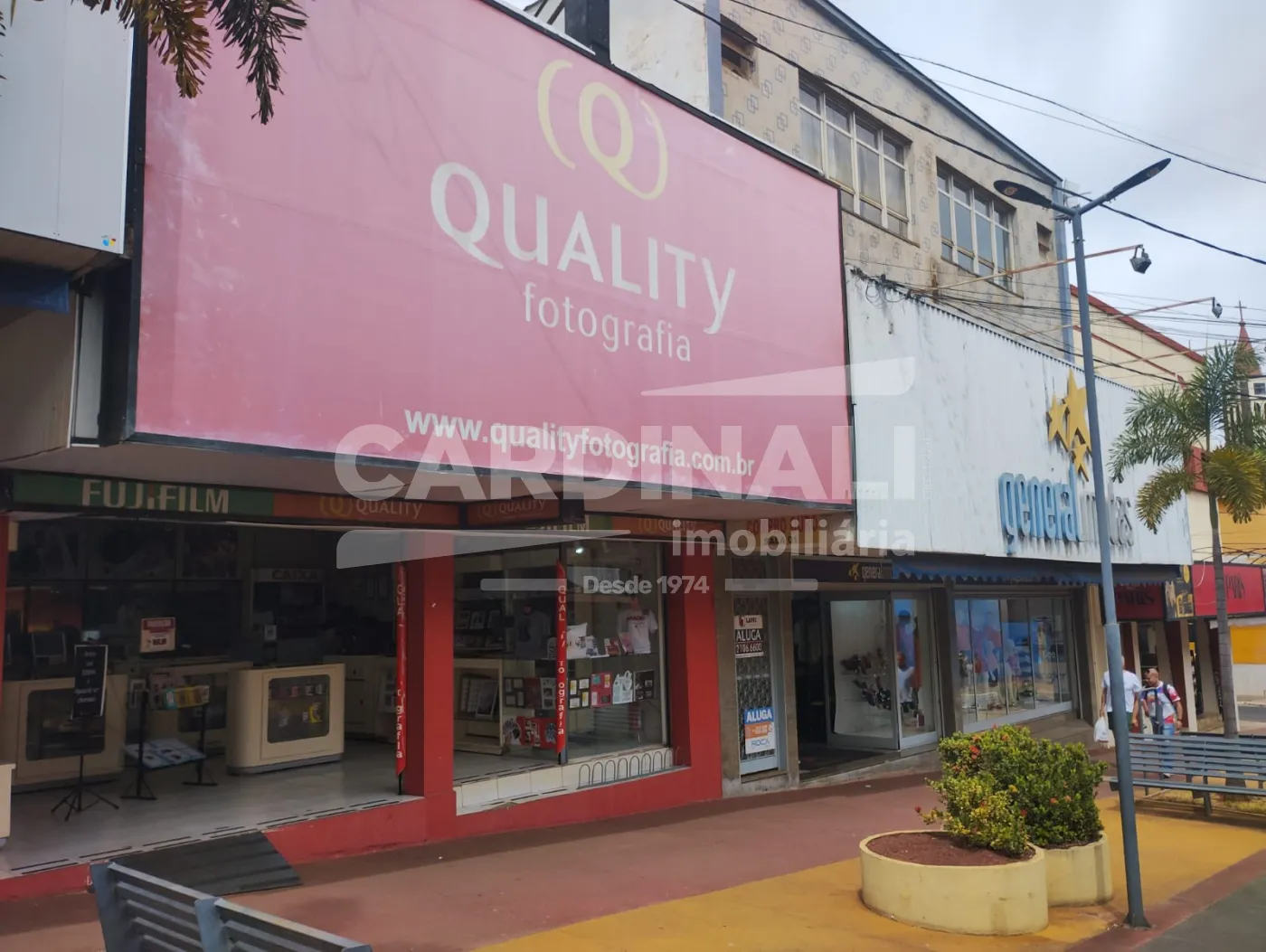 Alugar Comercial / Salão em São Carlos R$ 12.000,00 - Foto 2