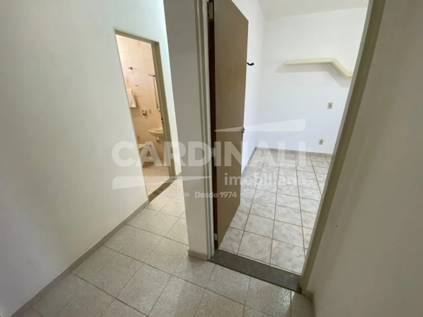 corredor Comprar Casa / Padrão em São Carlos R$ 650.000,00 - Foto 15