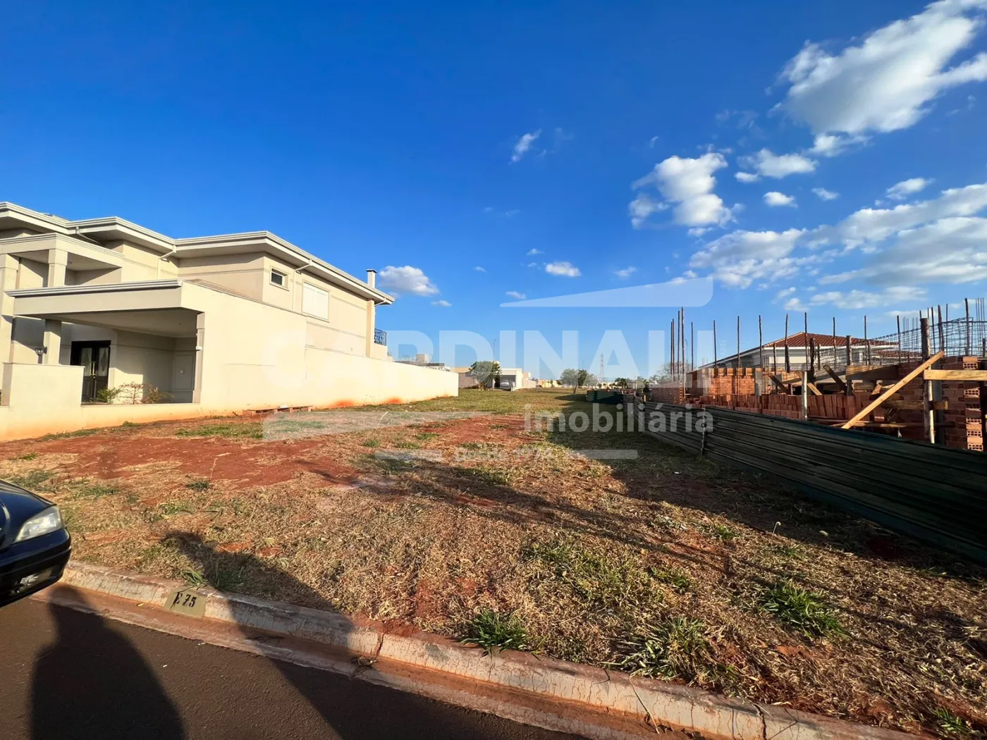 Comprar Terreno / Condomínio em Araraquara R$ 450.000,00 - Foto 3