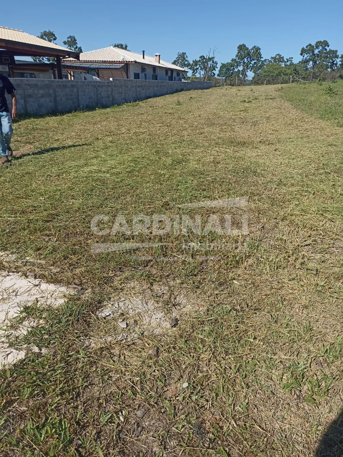 Comprar Terreno / Condomínio em Brotas R$ 250.000,00 - Foto 1