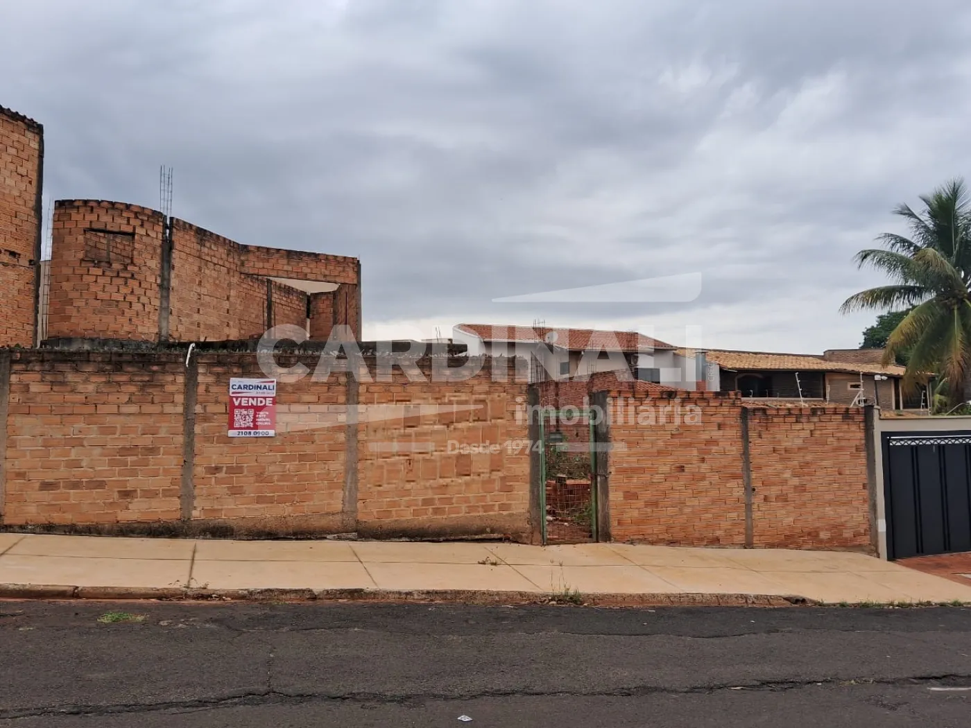 Comprar Terreno / Padrão em Araraquara R$ 160.000,00 - Foto 6