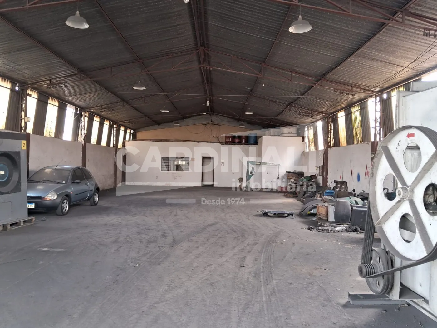 Comprar Comercial / Barracão em Américo Brasiliense R$ 2.700.000,00 - Foto 9